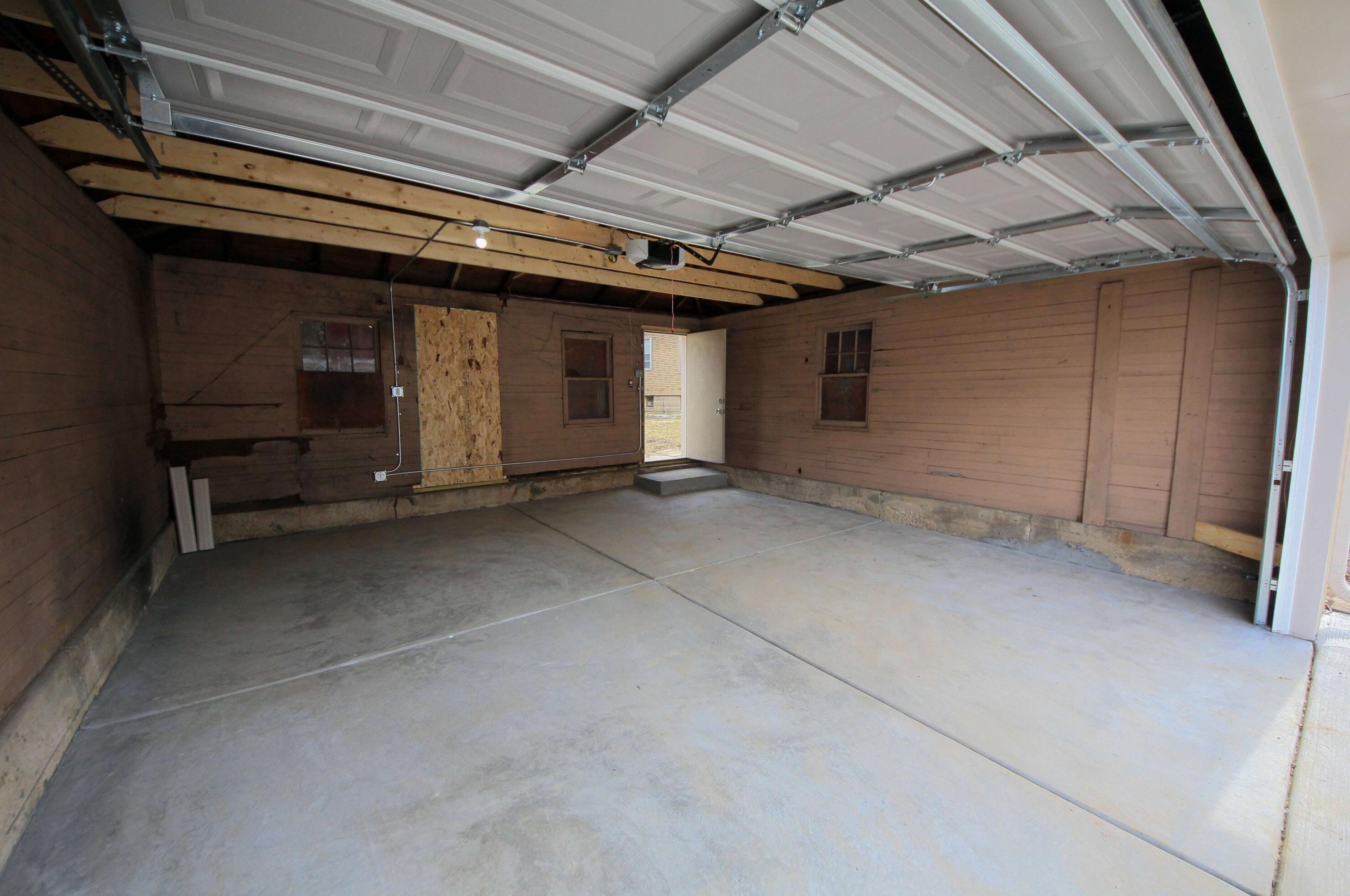 2667 46th St, Milwaukee WI  53210-2405 exterior