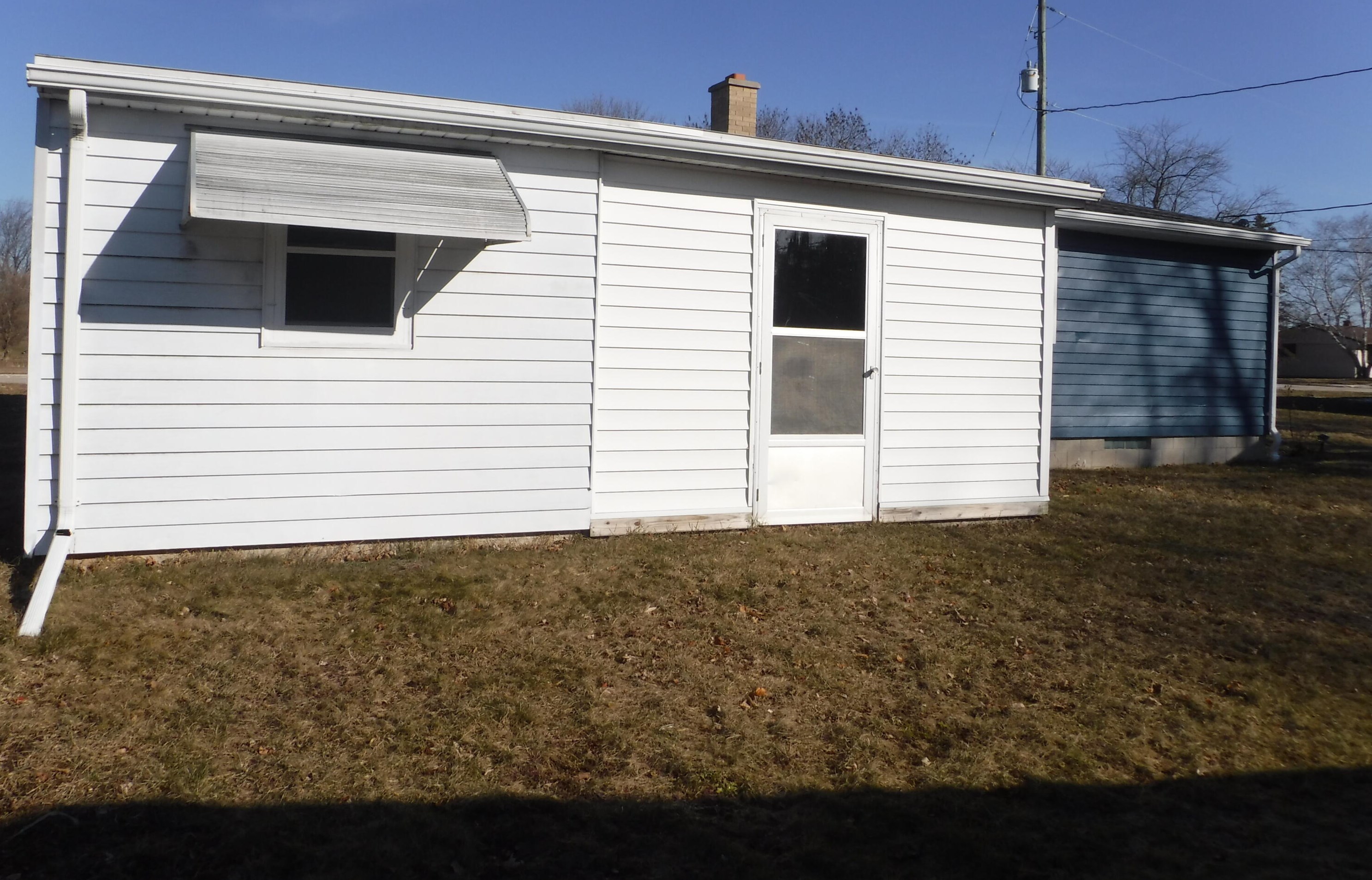 403 Magnolia Ave, Manitowoc WI  54220-2111 exterior