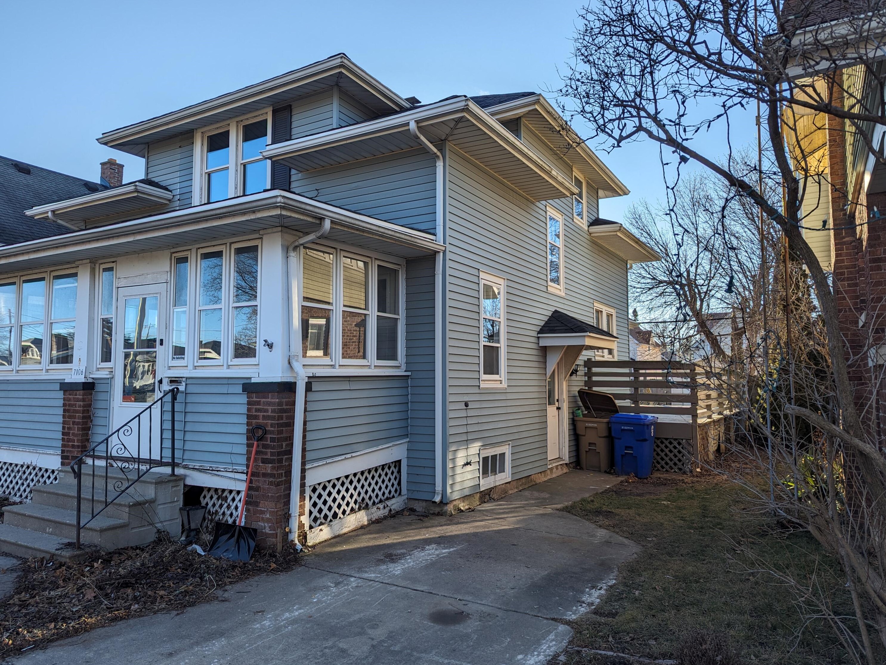 7106 22nd Ave, Kenosha WI  53143-5313 exterior