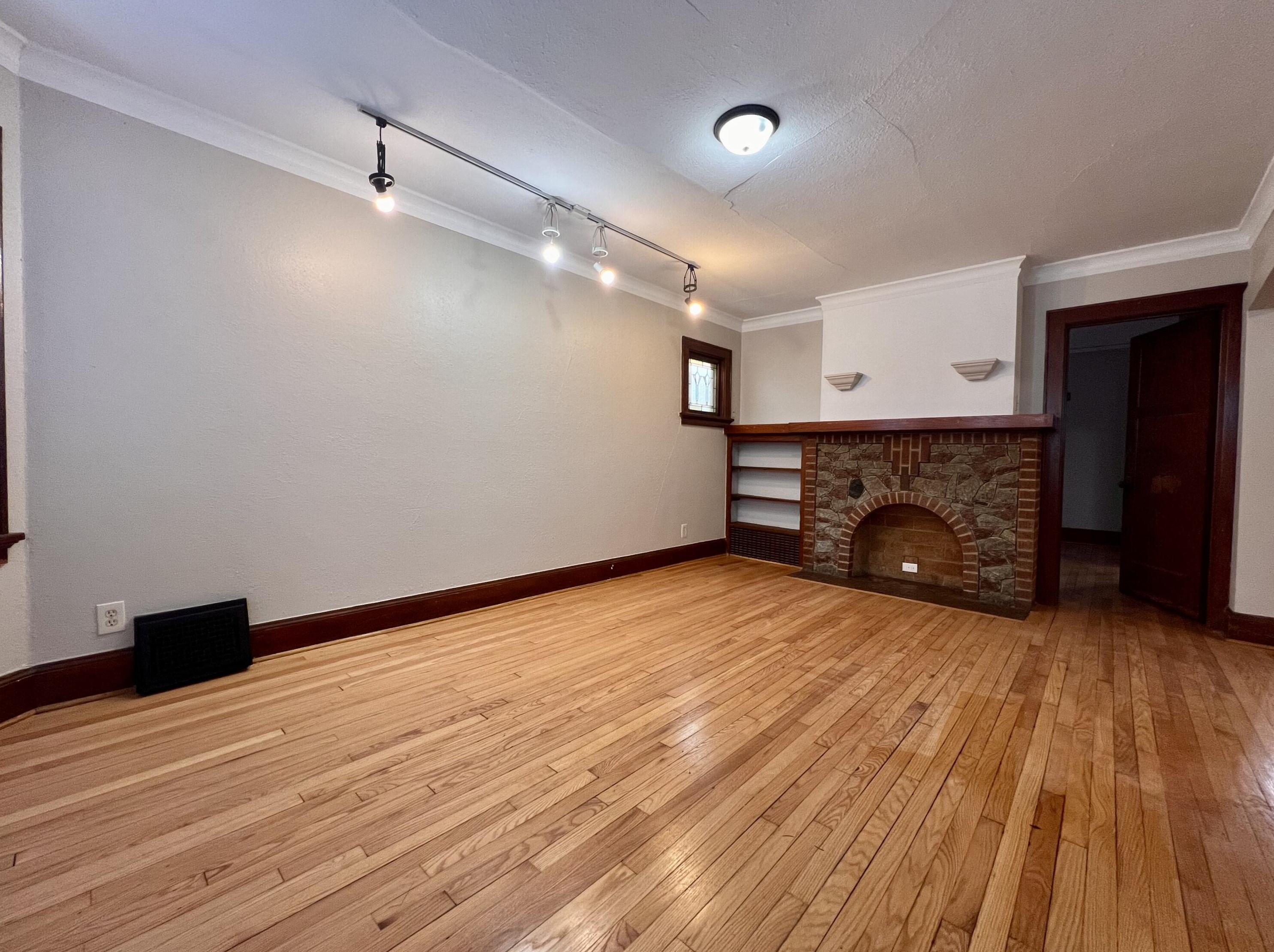 2548 57th St, Milwaukee WI  53210-2206 exterior