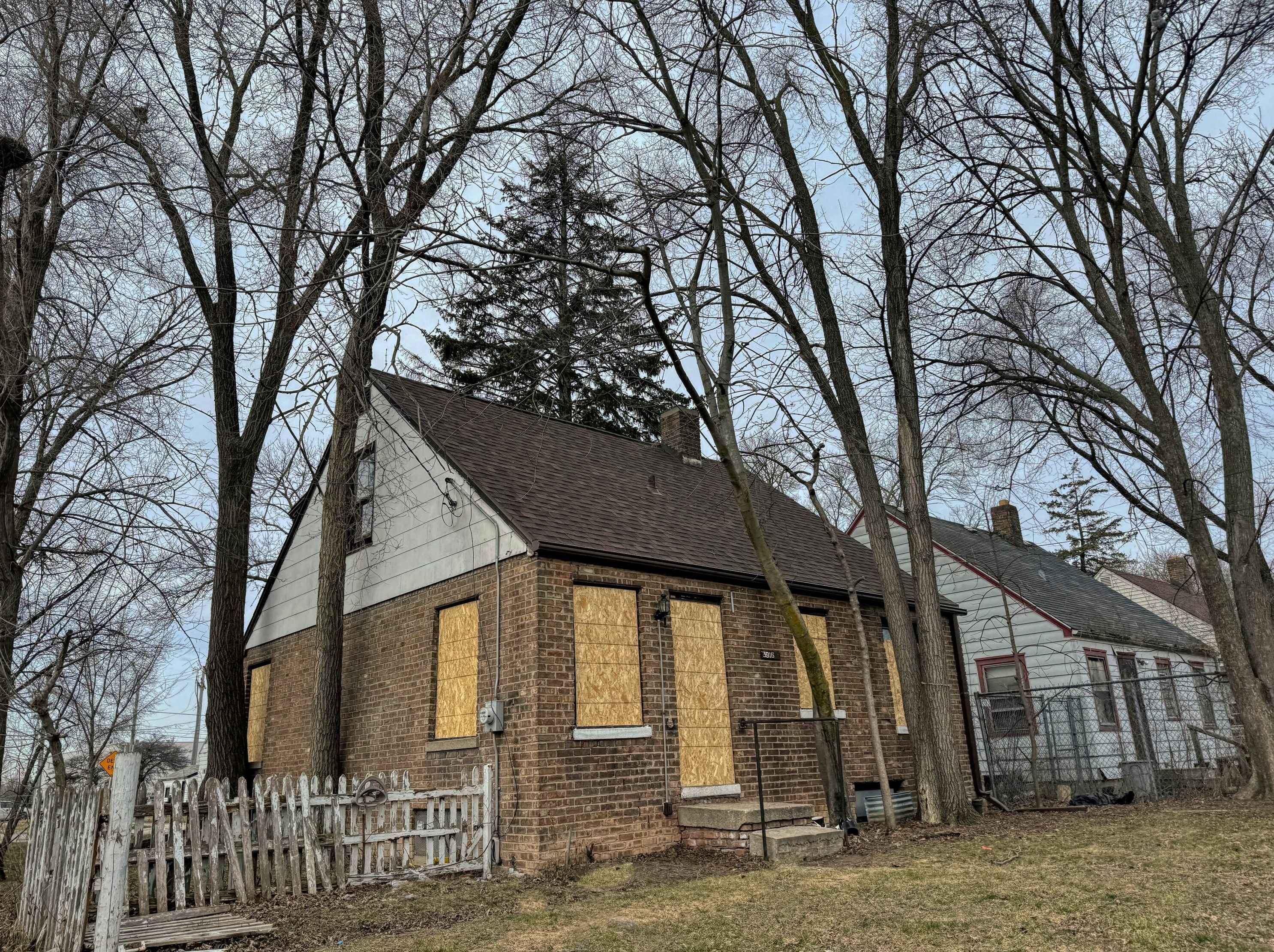 3916 30, Milwaukee WI 53216-2616 exterior