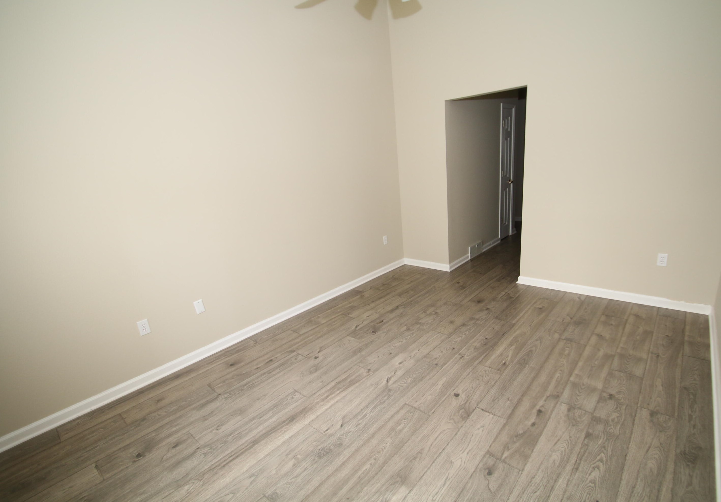 5222 Hidden Dr, Milwaukee WI  53221-3149 exterior