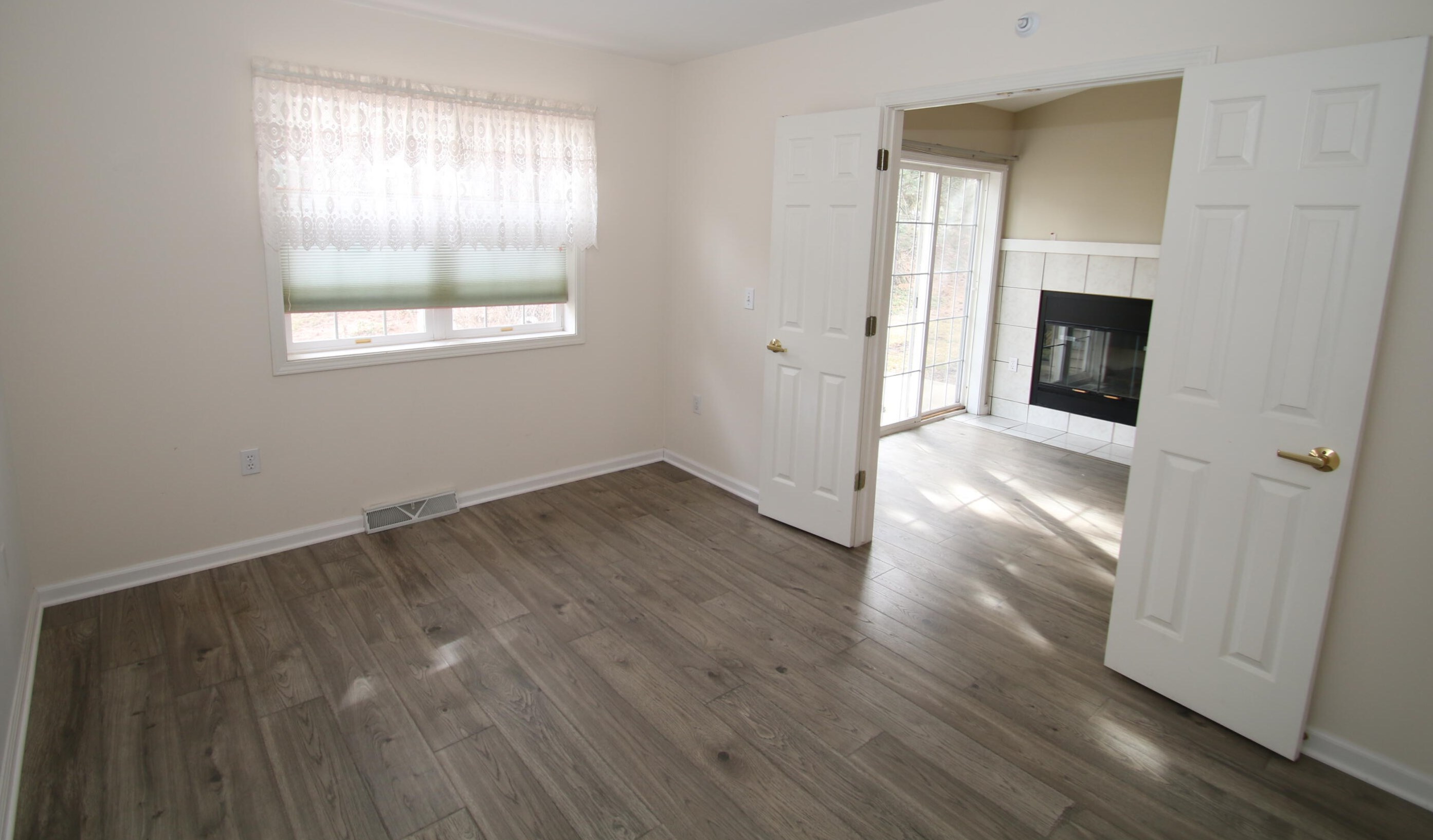 5222 Hidden Dr, Milwaukee WI  53221-3149 exterior