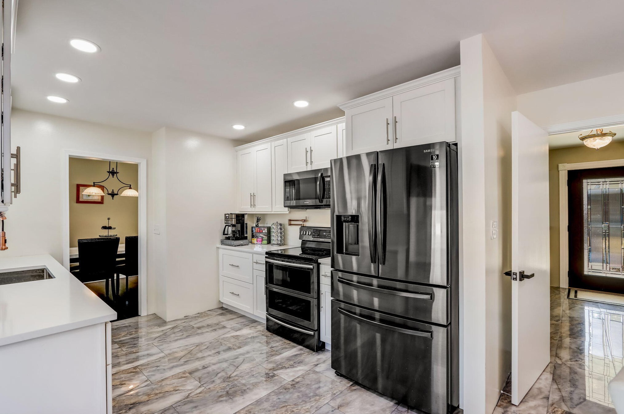 3405 Arroyo Rd, Brookfield WI  53045-2502 exterior