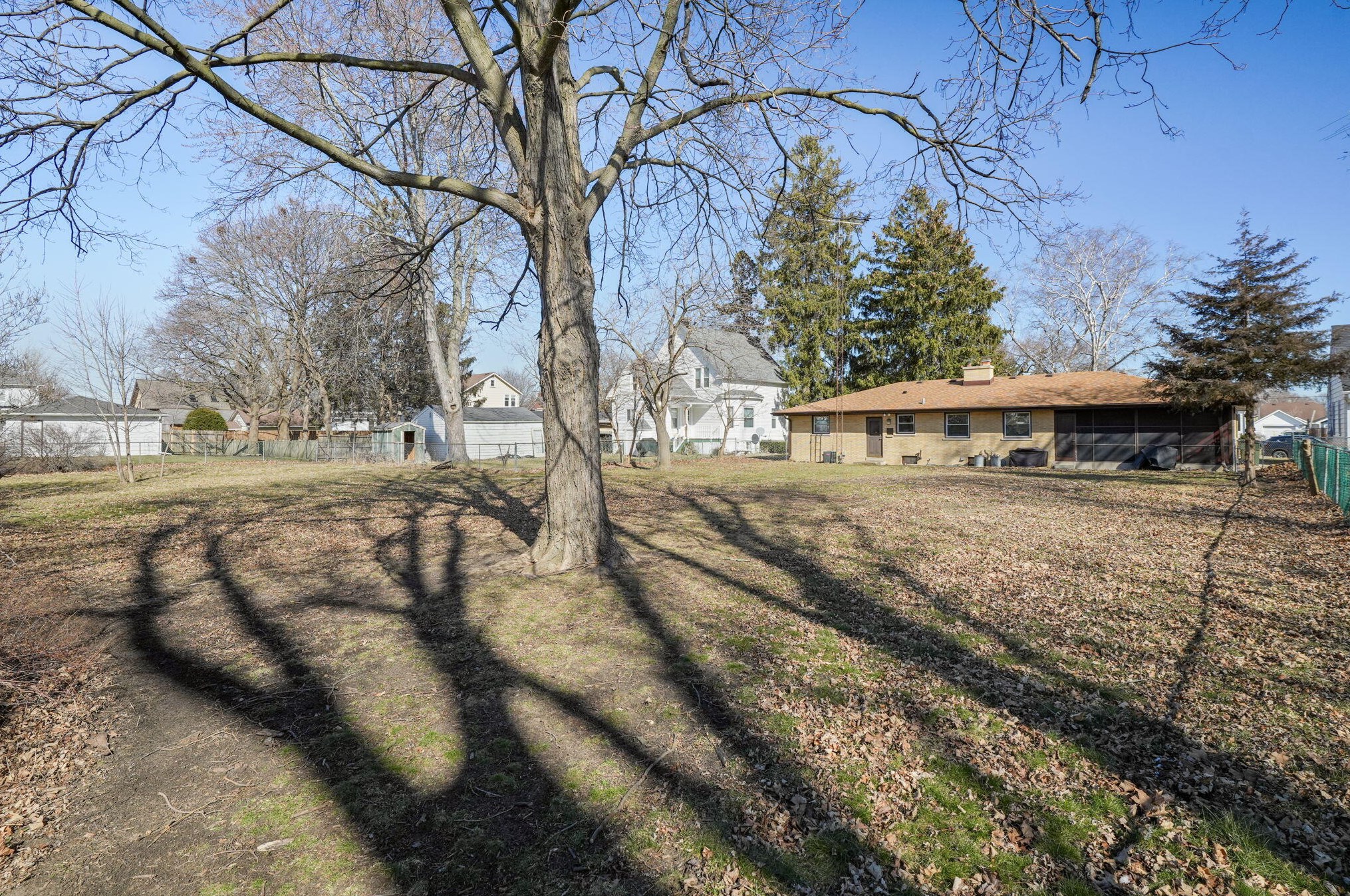 7532 17 Ave, Kenosha WI  53140-1627 exterior