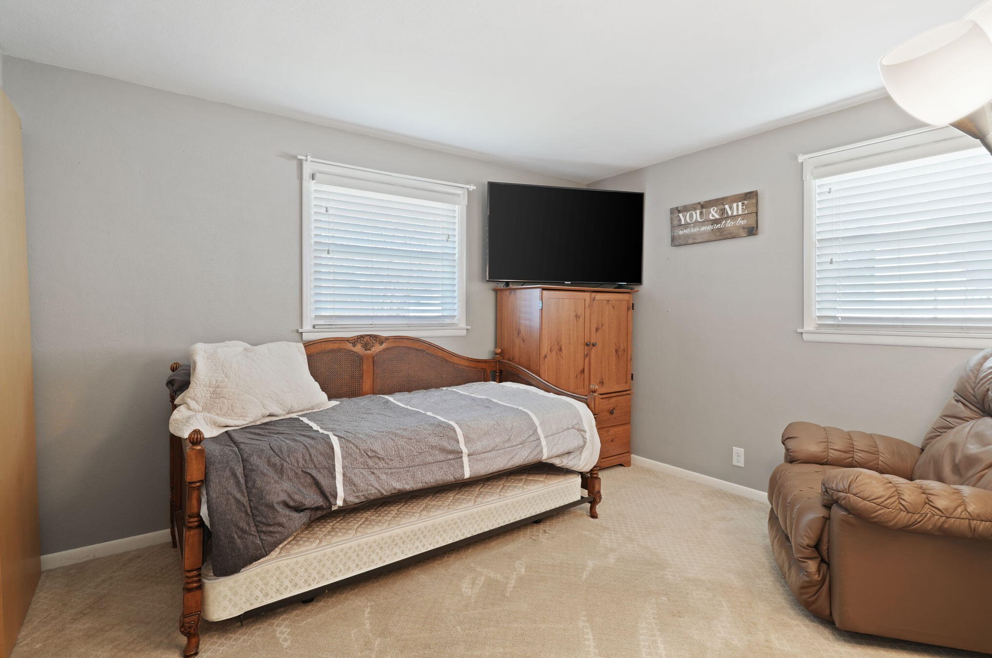 7532 17 Ave, Kenosha WI  53140-1627 exterior