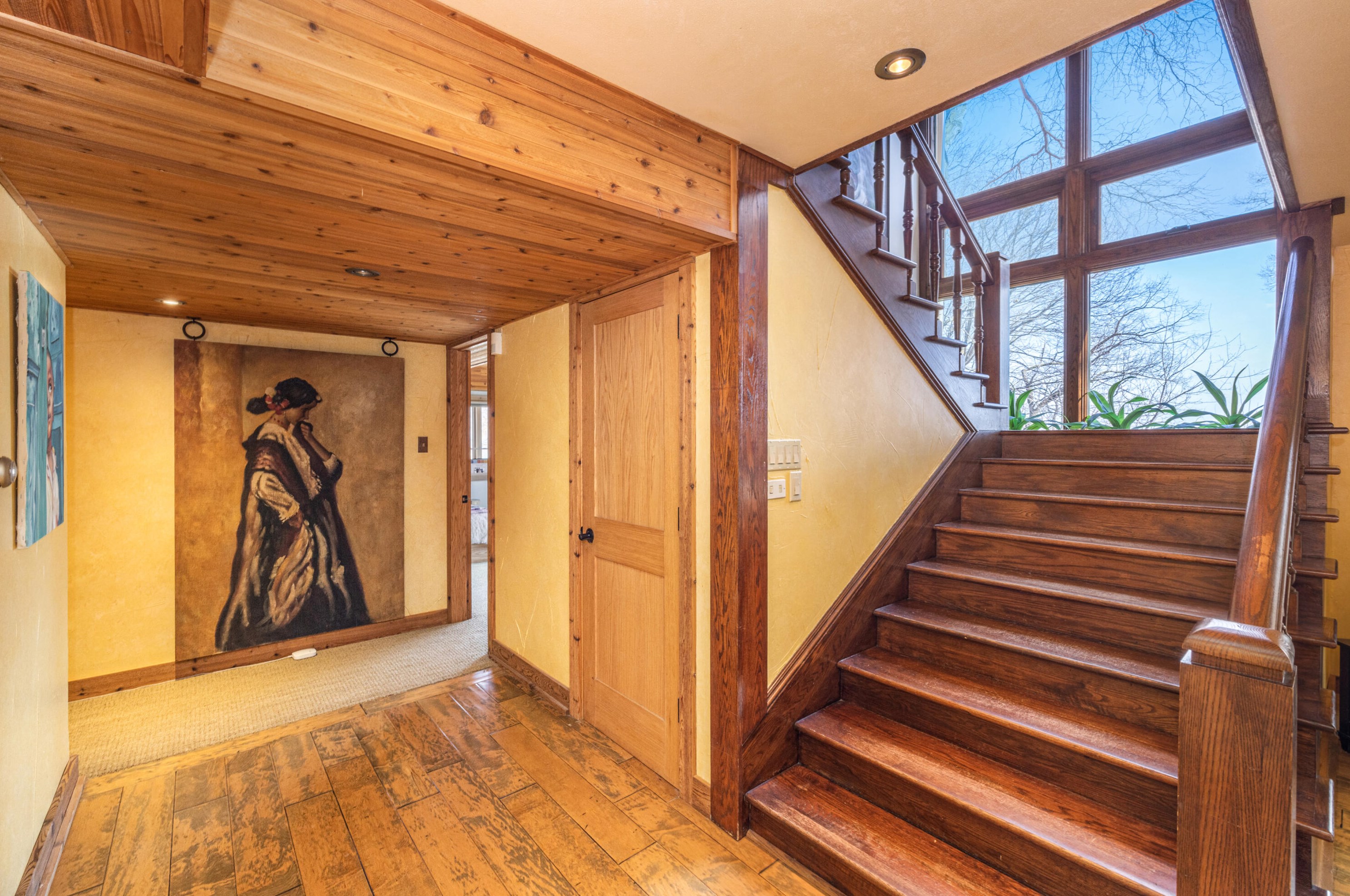 3378 Lk Dr, Milwaukee WI 53211-2909 exterior