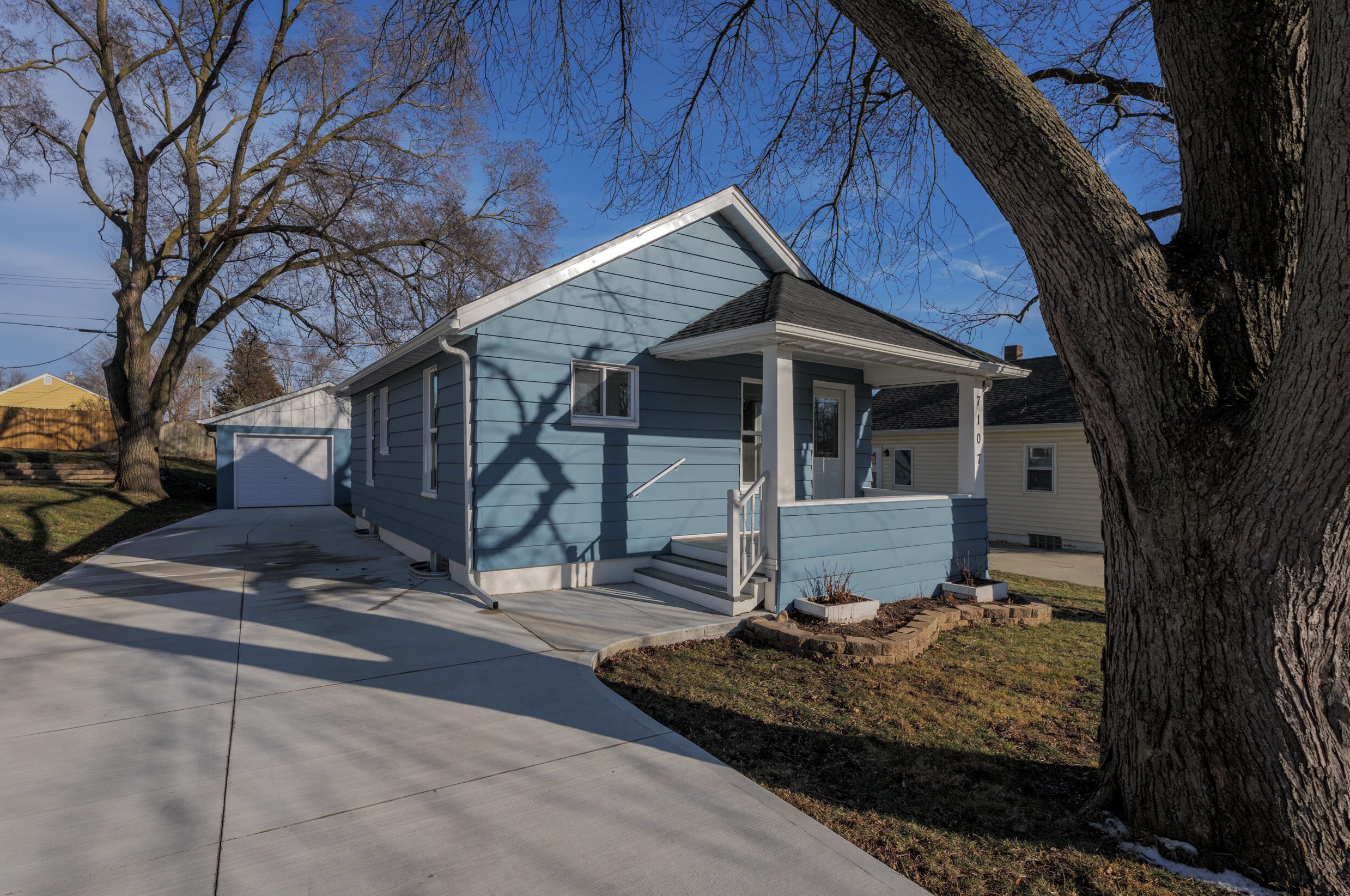 7107 45th Ave, Kenosha WI  53142-1727 exterior