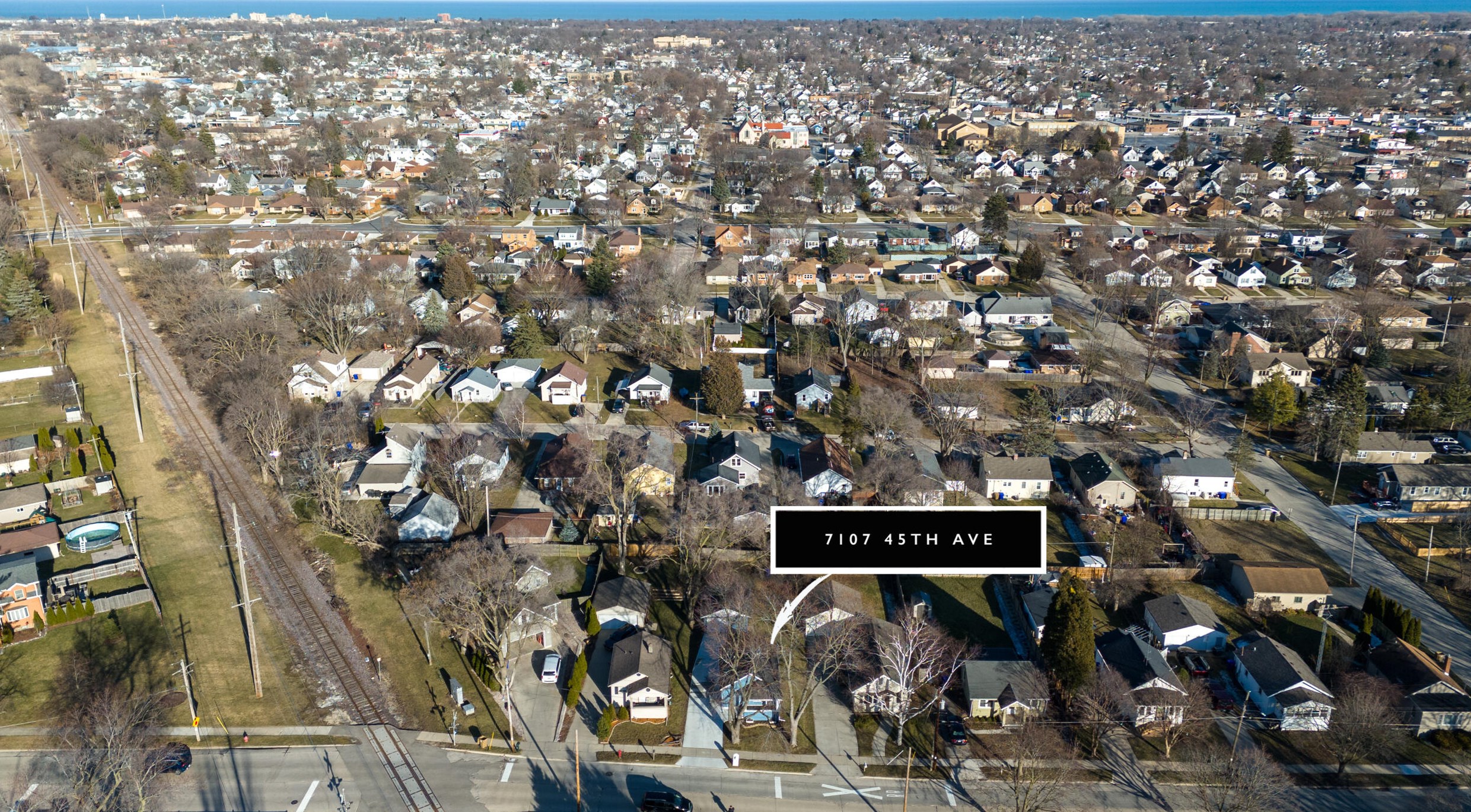 7107 45th Ave, Kenosha WI  53142-1727 exterior