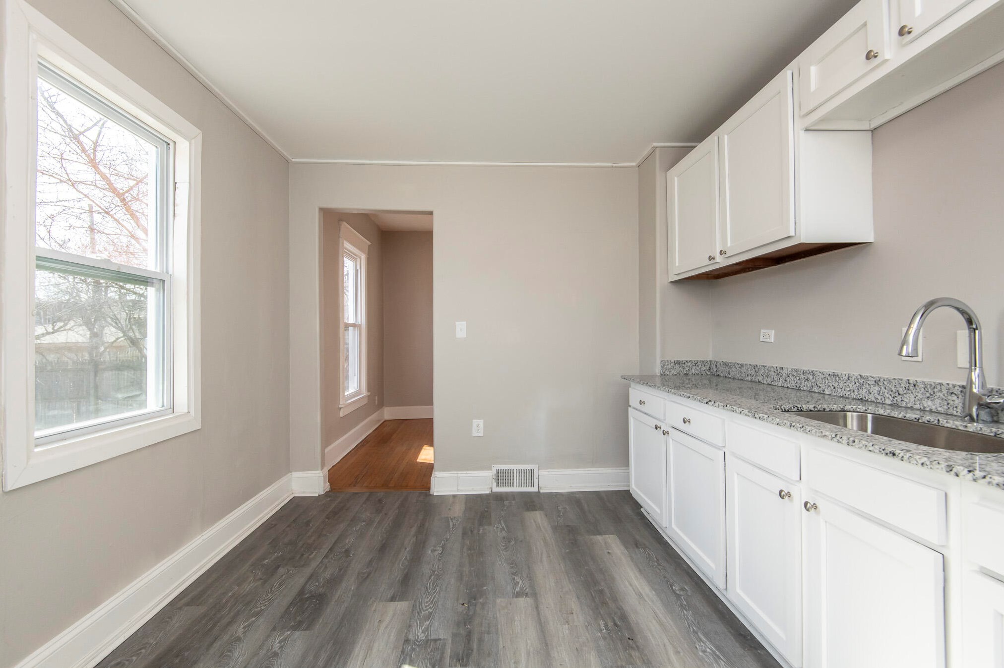 1829 Holmes Ave, Racine WI  53403-2332 exterior