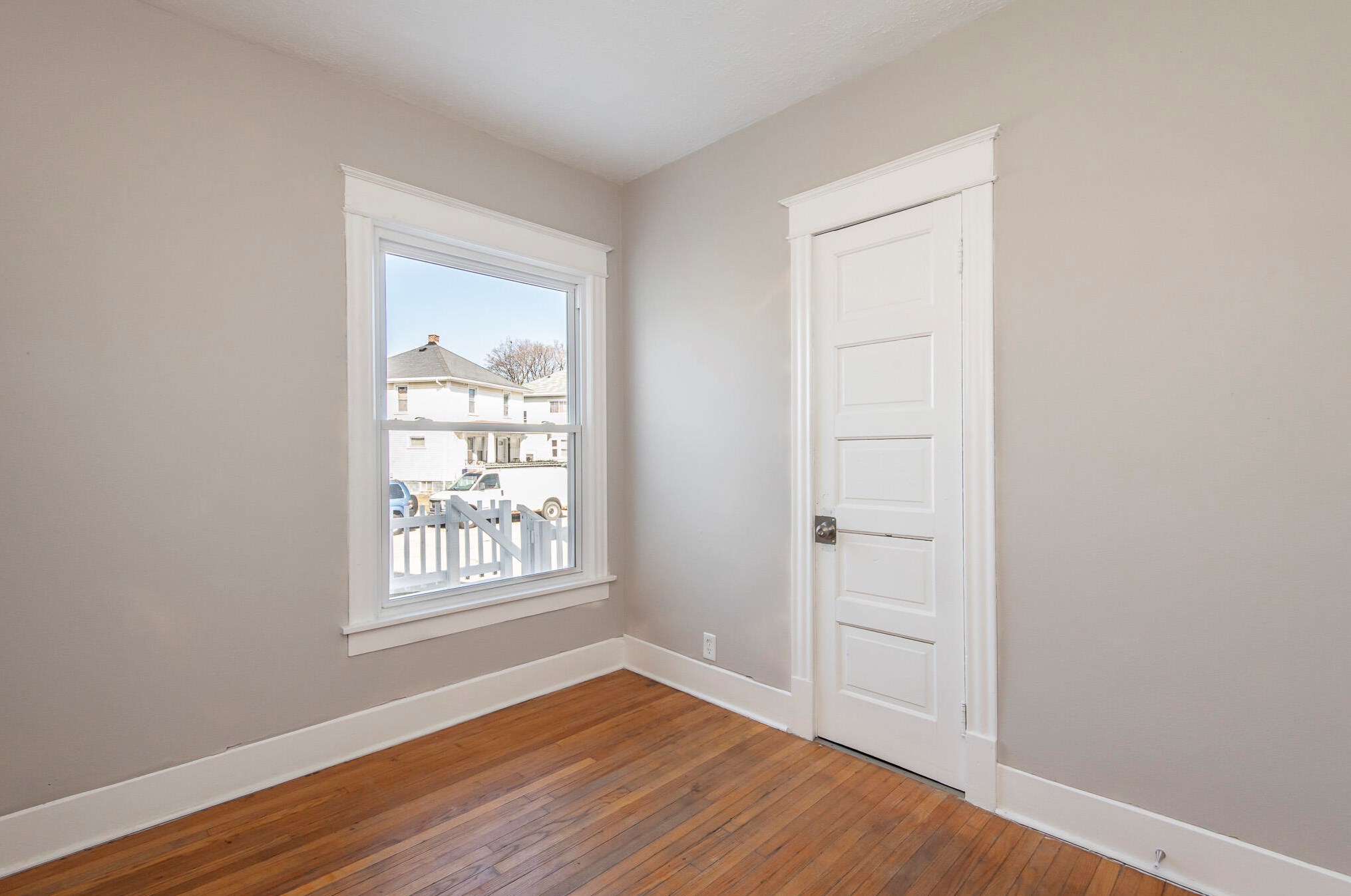 1829 Holmes Ave, Racine WI  53403-2332 exterior