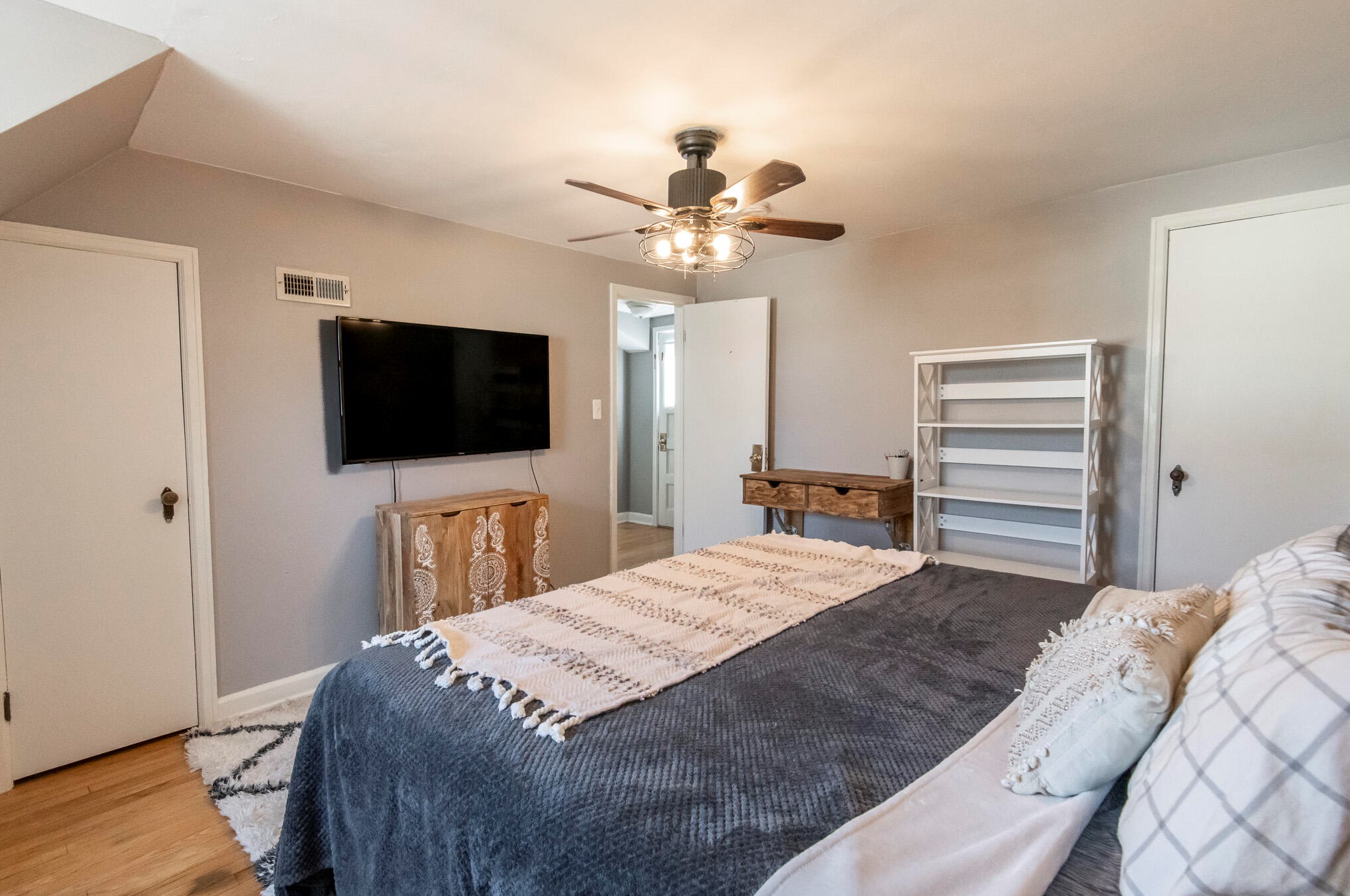 3366 65th St, Milwaukee WI  53219-4207 exterior