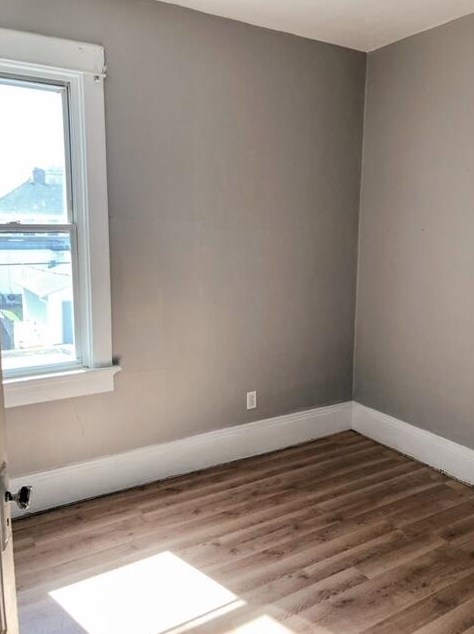 1567 76, Milwaukee WI 53219-1837 exterior