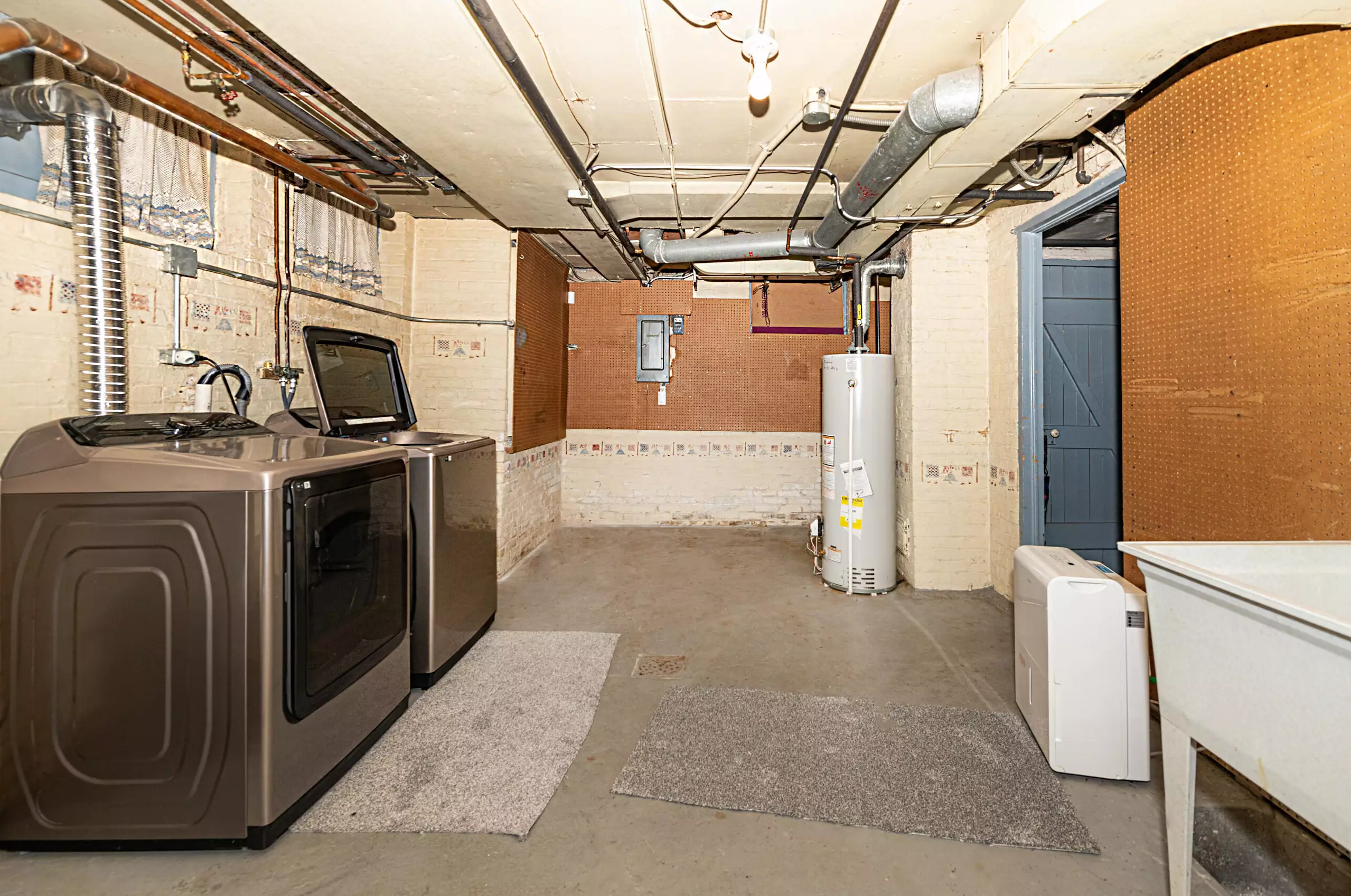 1031 5th St, Sheboygan WI  53081-3503 exterior