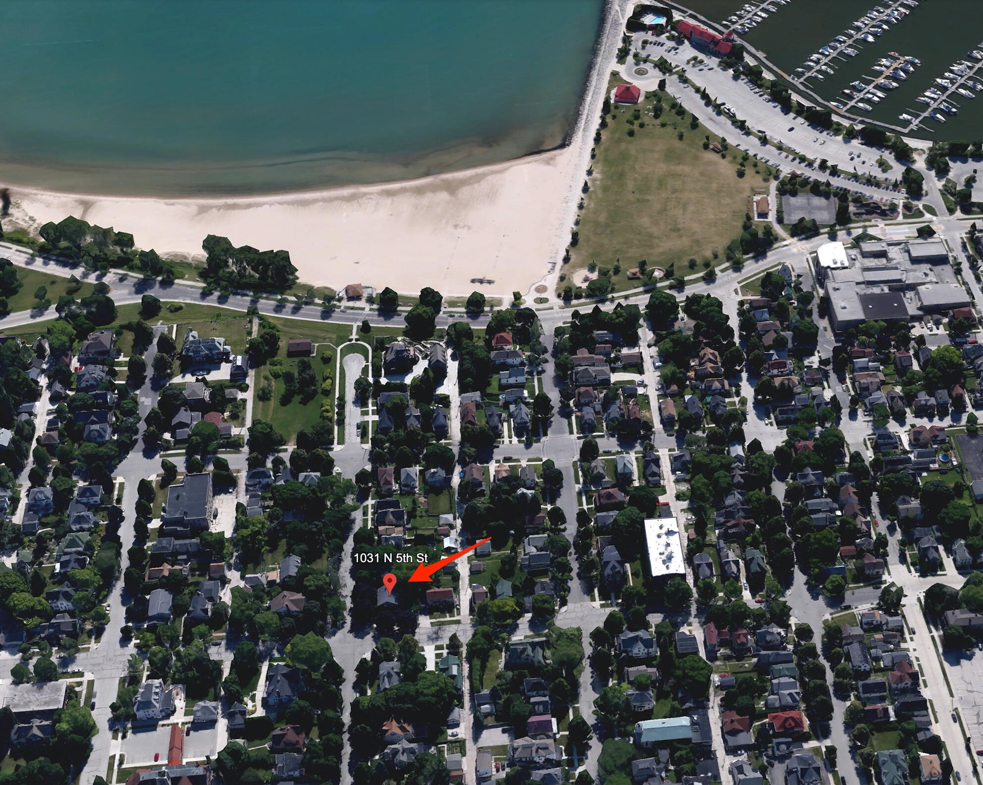 1031 5th St, Sheboygan WI  53081-3503 exterior