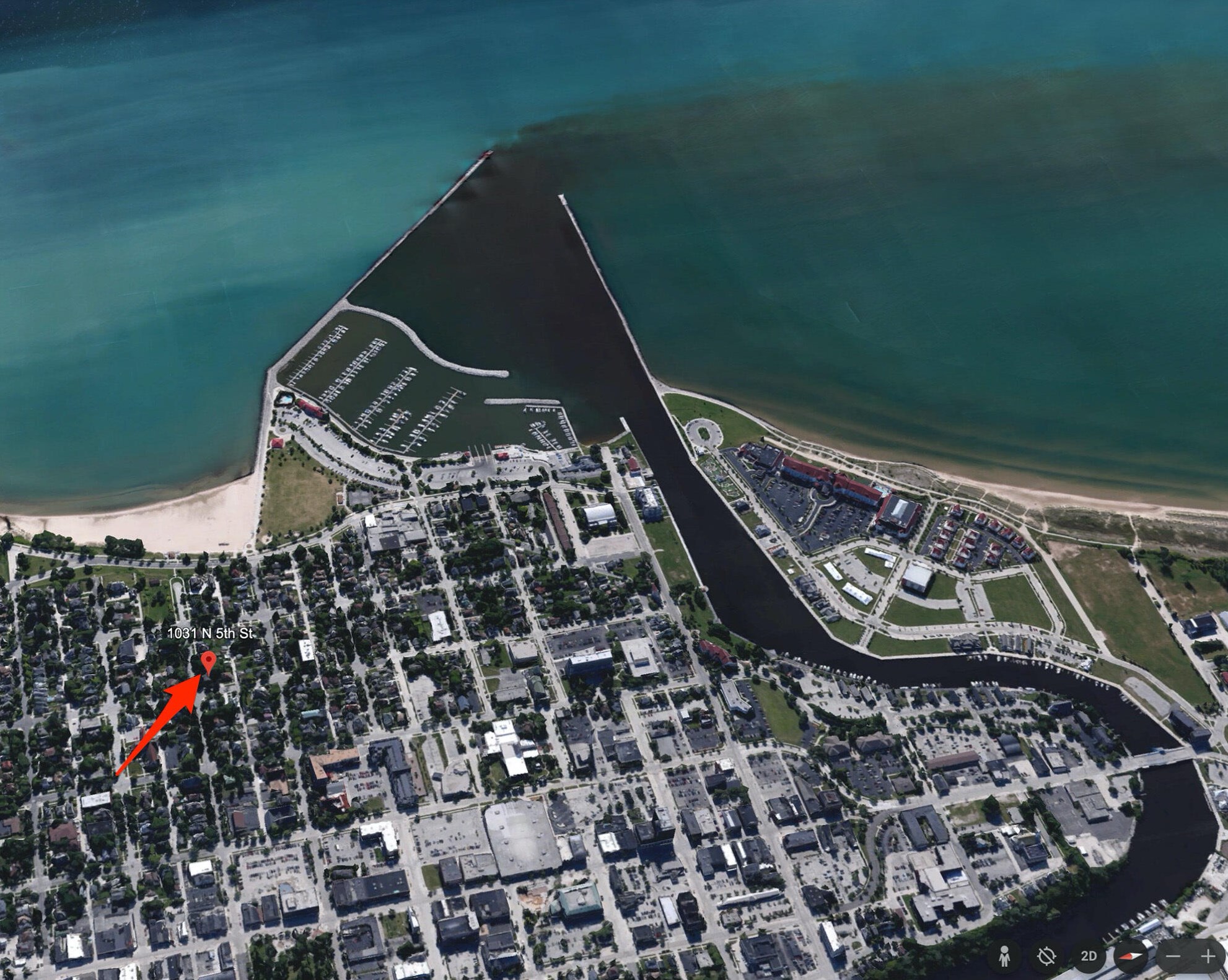 1031 5th St, Sheboygan WI  53081-3503 exterior