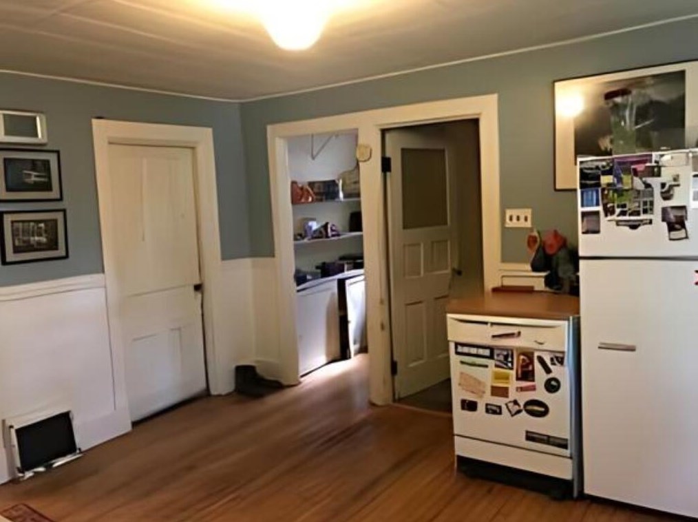 1846 Warren Ave, Milwaukee WI  53202-1639 exterior