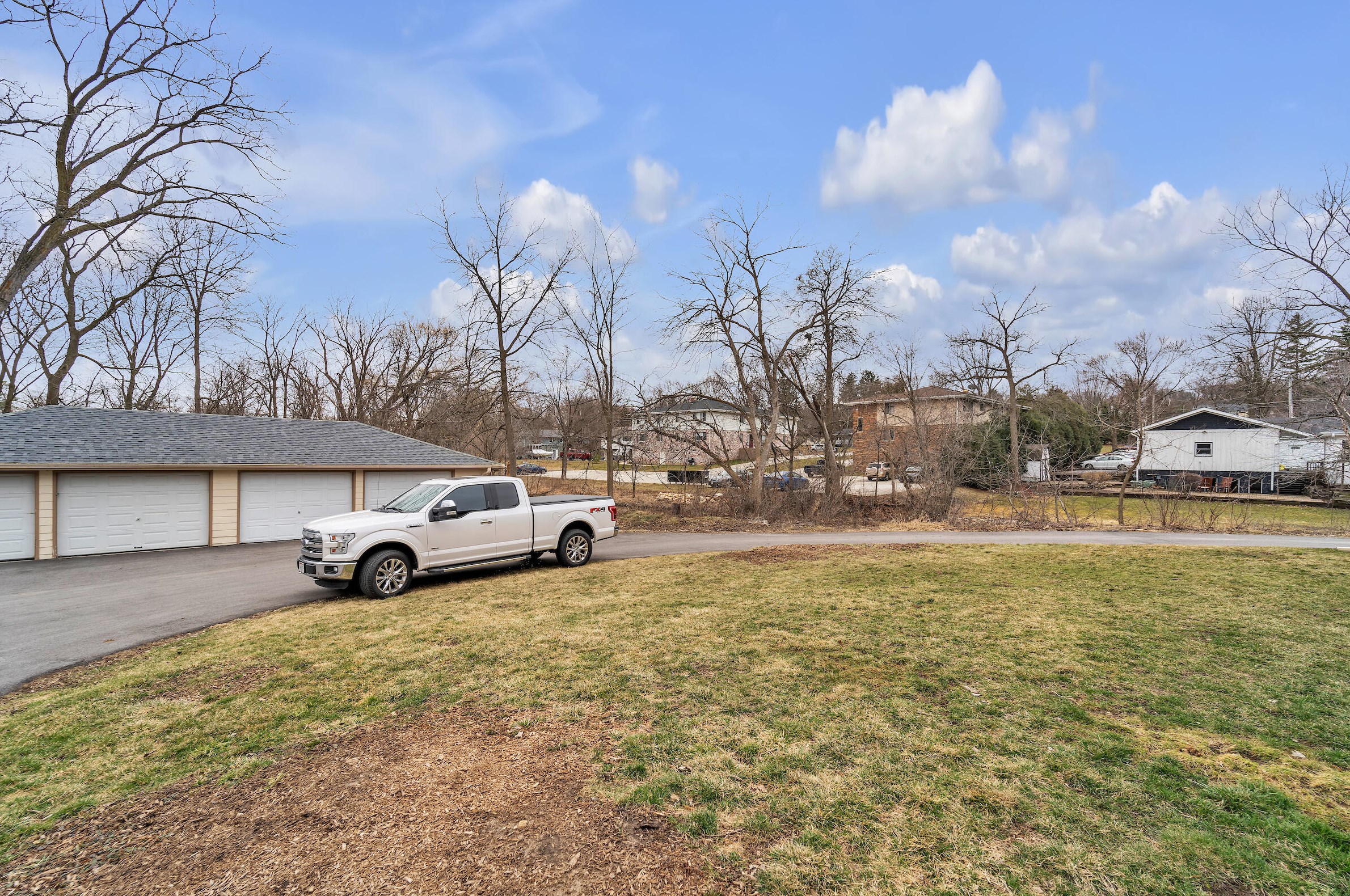 232 Clark St, Pewaukee WI exterior