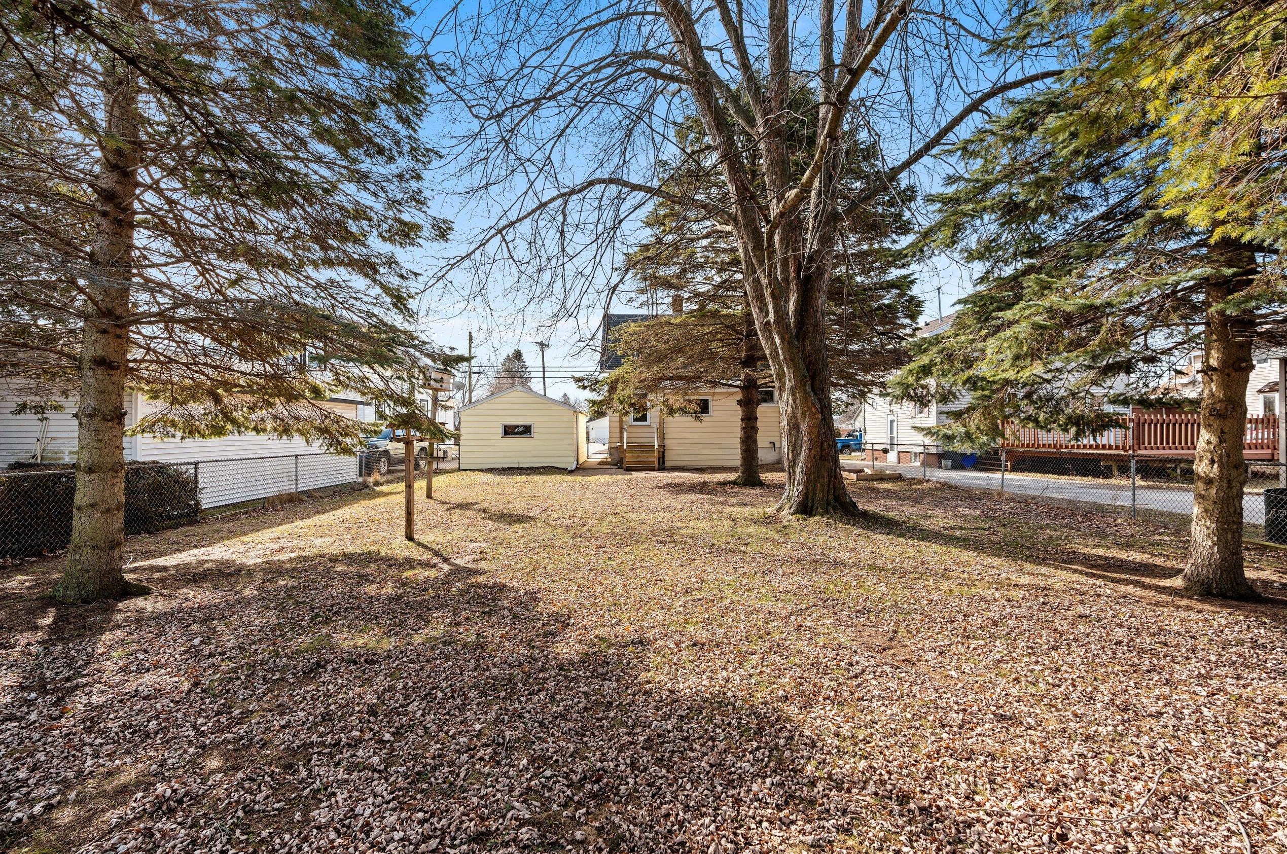 2610 10th St, Two Rivers WI  54241-3608 exterior