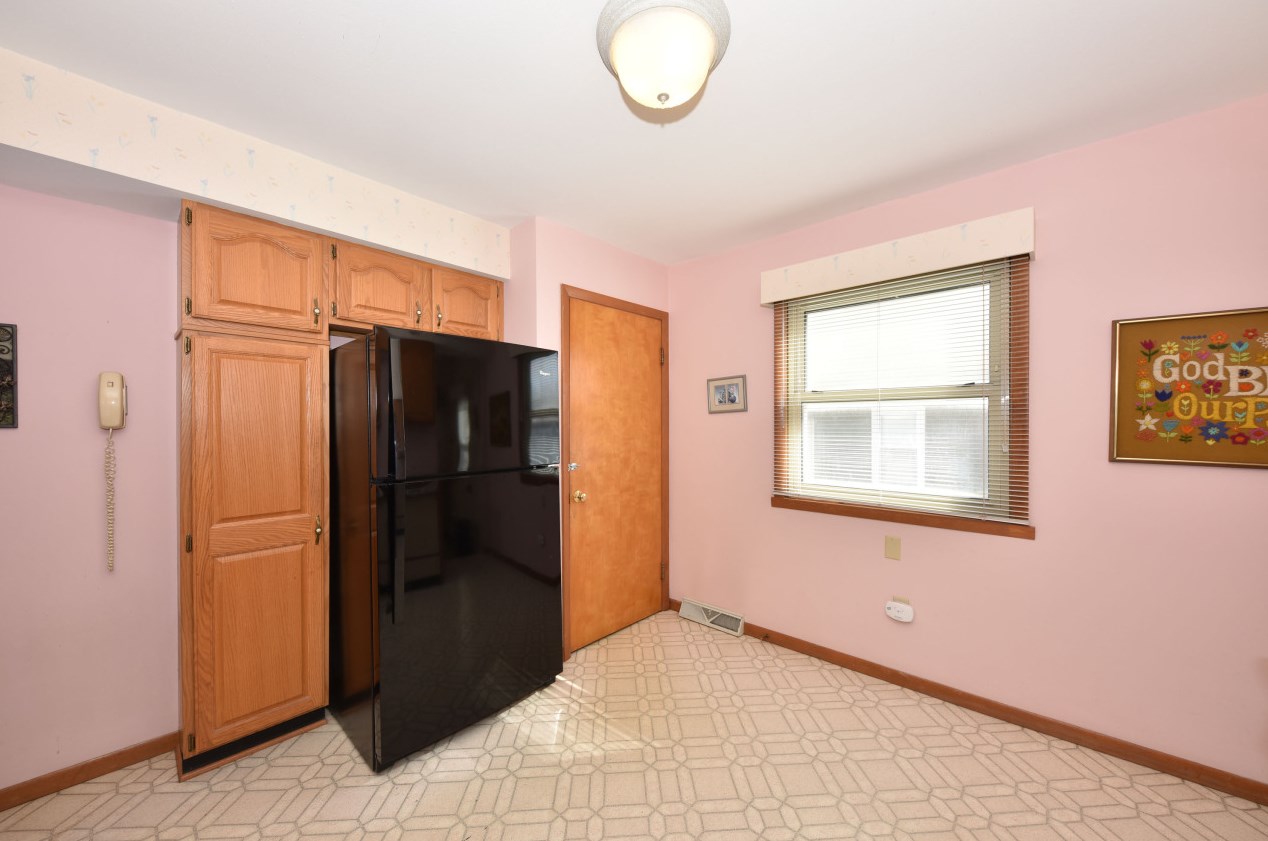 3465 96th St, Milwaukee WI  53222-3447 exterior