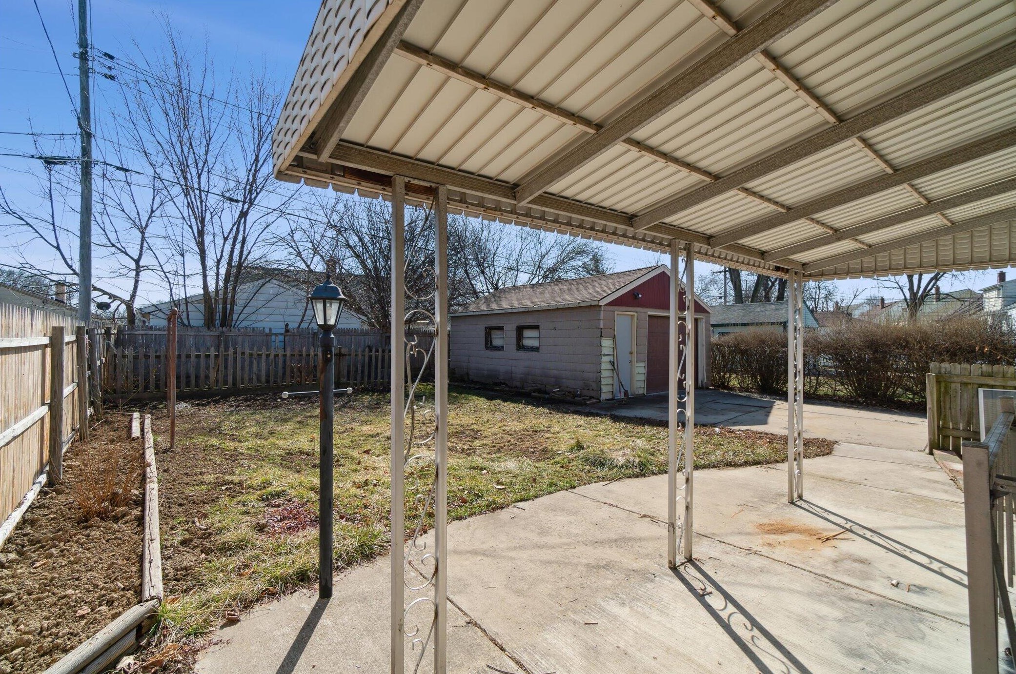 3776 73rd St, Milwaukee WI  53216-1926 exterior