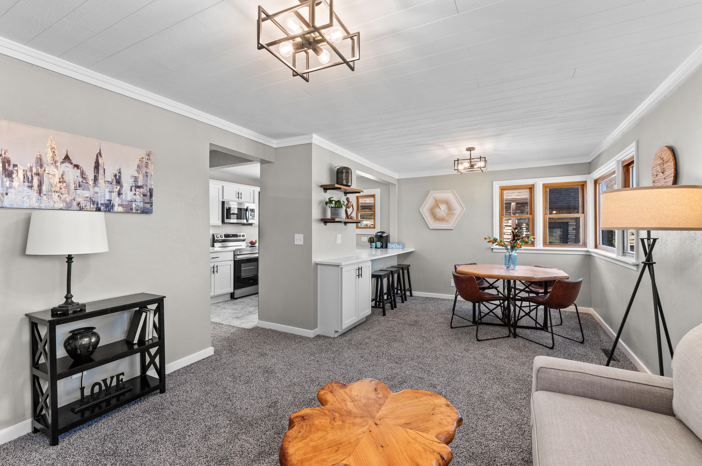 2955 37, Milwaukee WI 53210-1802 exterior