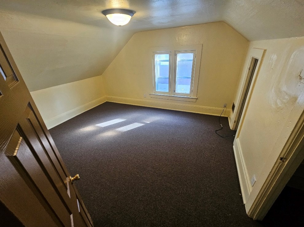 3147 Julia St, Milwaukee WI 53212-1967 exterior