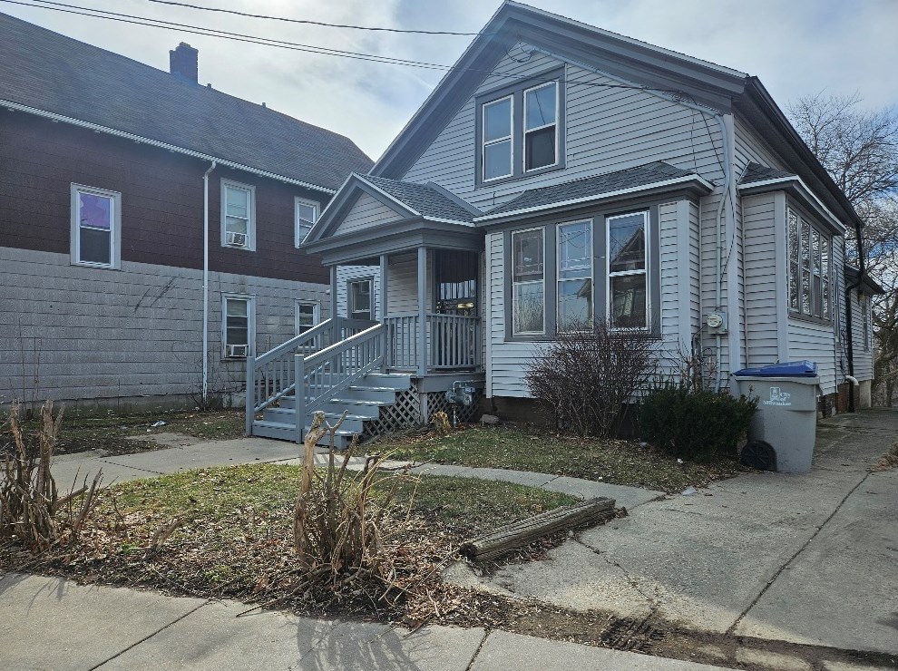 3147 Julia St, Milwaukee WI 53212-1967 exterior