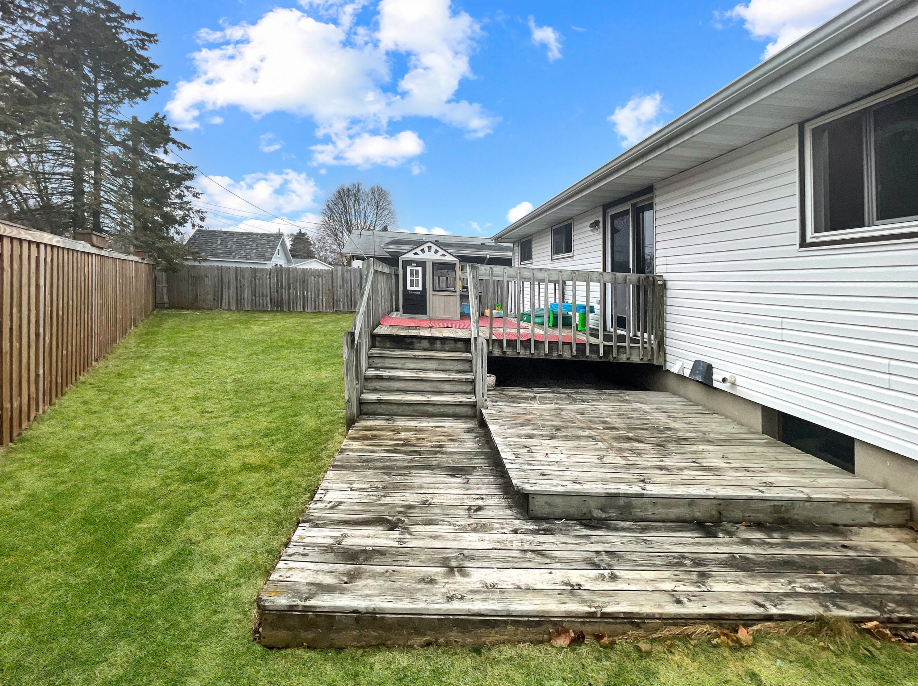 1438 10th St, Manitowoc WI  54220-5700 exterior