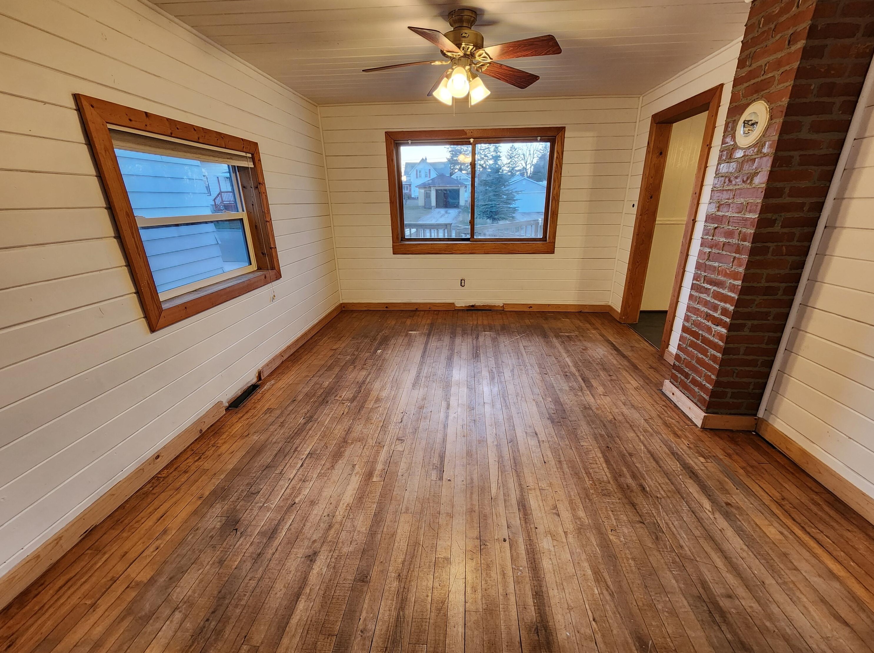516 Albion St, Cashton WI  54619-8006 exterior