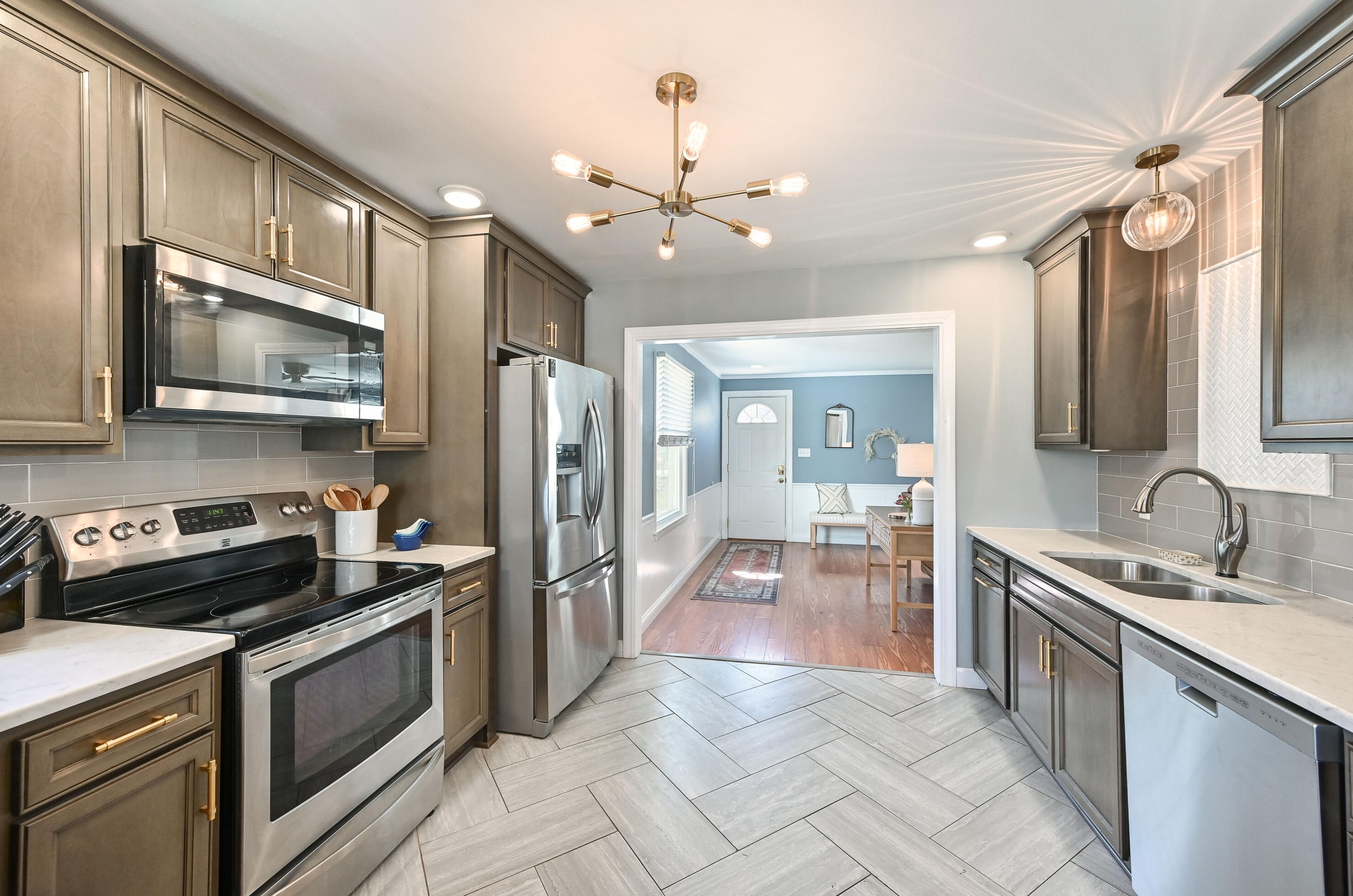 8205 Honey Creek Pkwy, Milwaukee WI  53214-1466 exterior