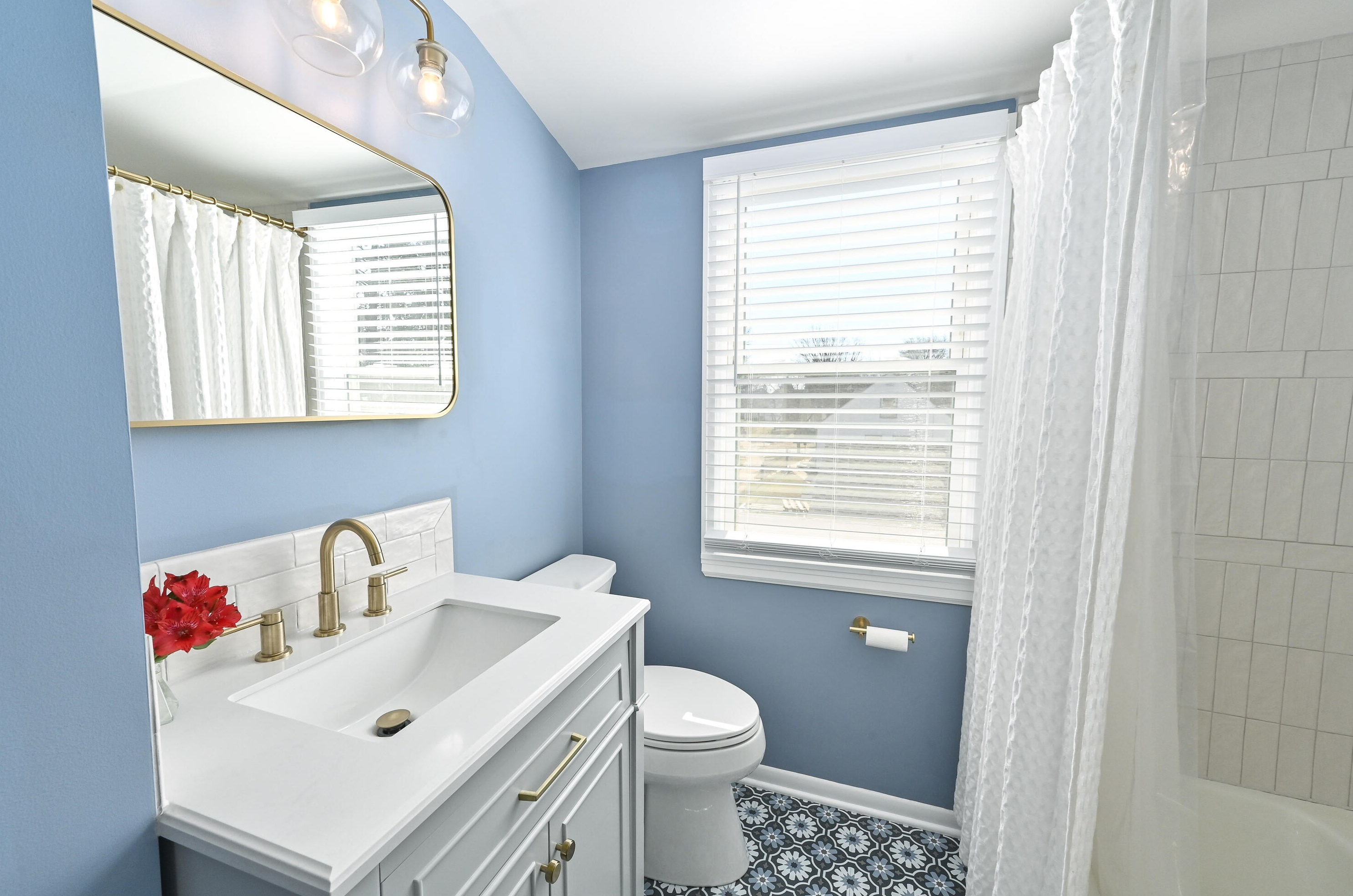 8205 Honey Creek Pkwy, Milwaukee WI  53214-1466 exterior