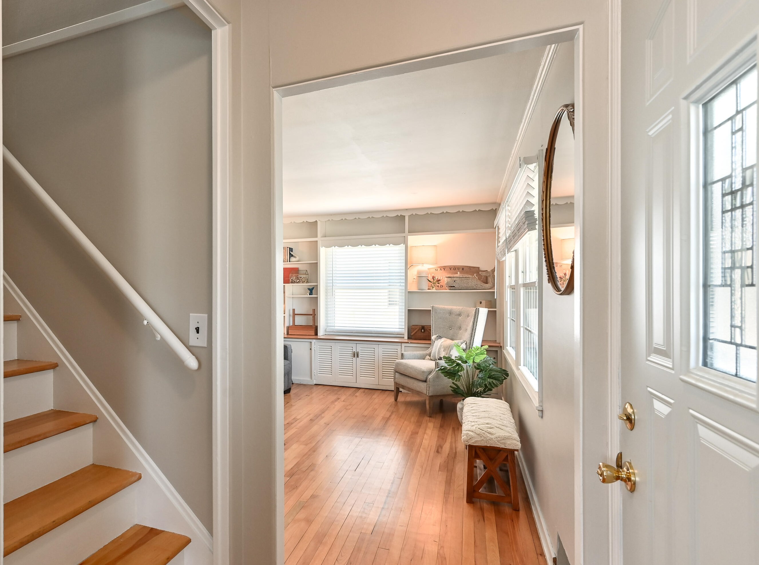 8205 Honey Creek Pkwy, Milwaukee WI  53214-1466 exterior