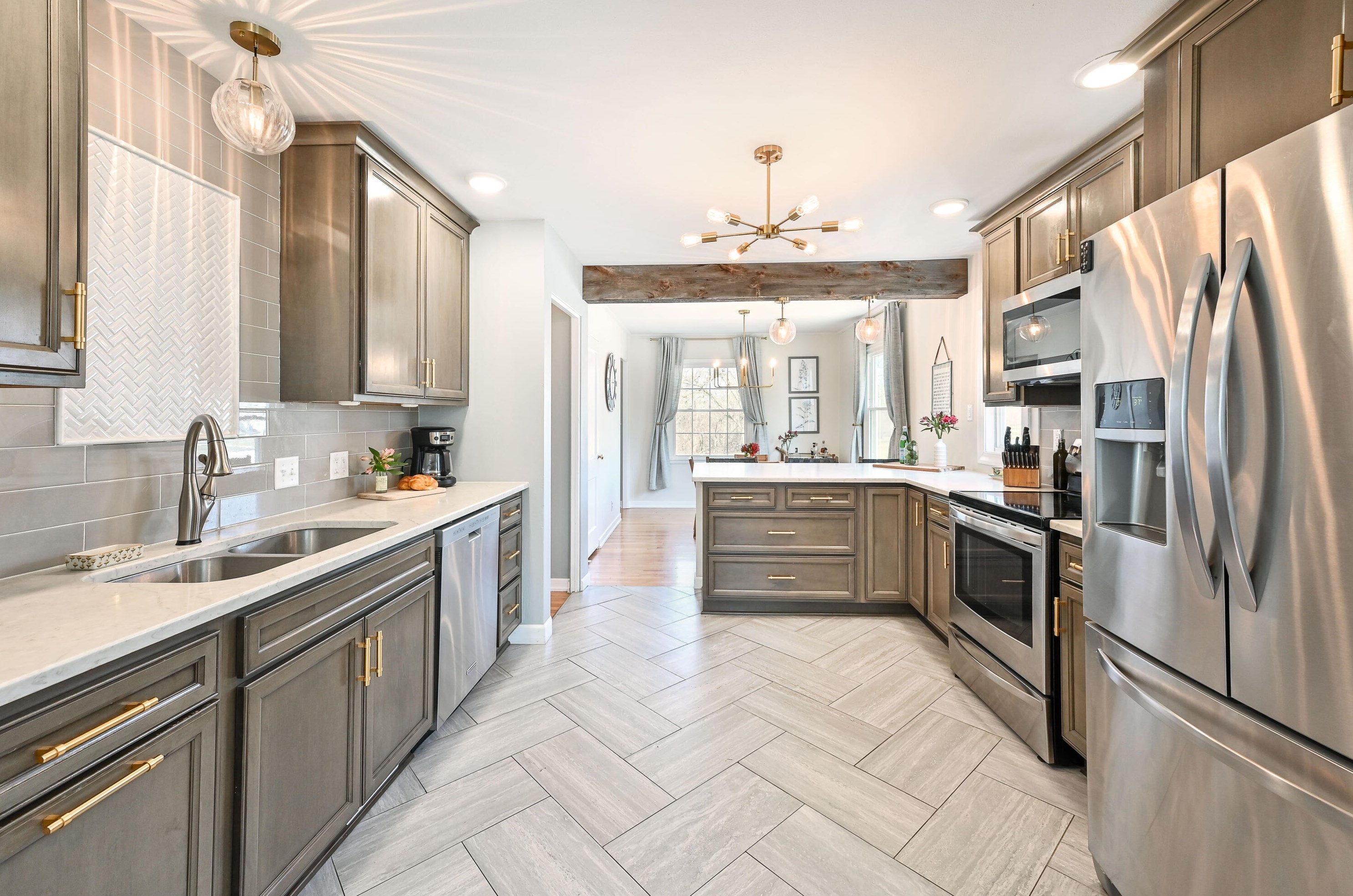 8205 Honey Creek Pkwy, Milwaukee WI  53214-1466 exterior