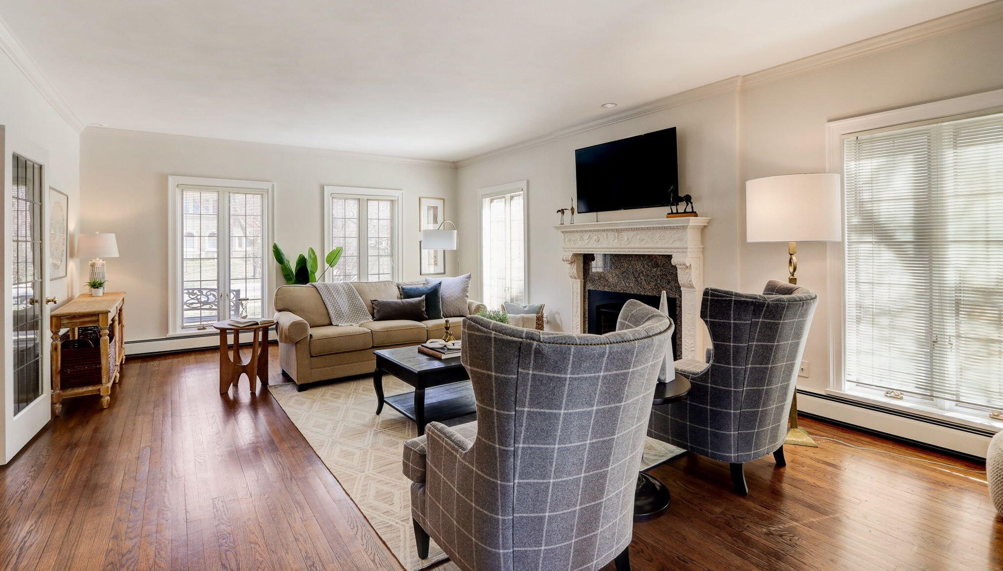 3515 Smt Ave, Milwaukee WI 53211-3441 exterior