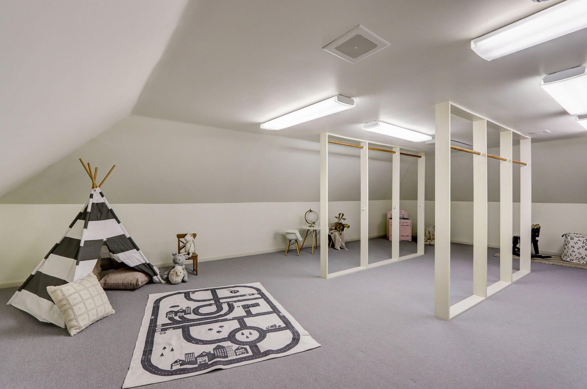 3515 Smt Ave, Milwaukee WI 53211-3441 exterior