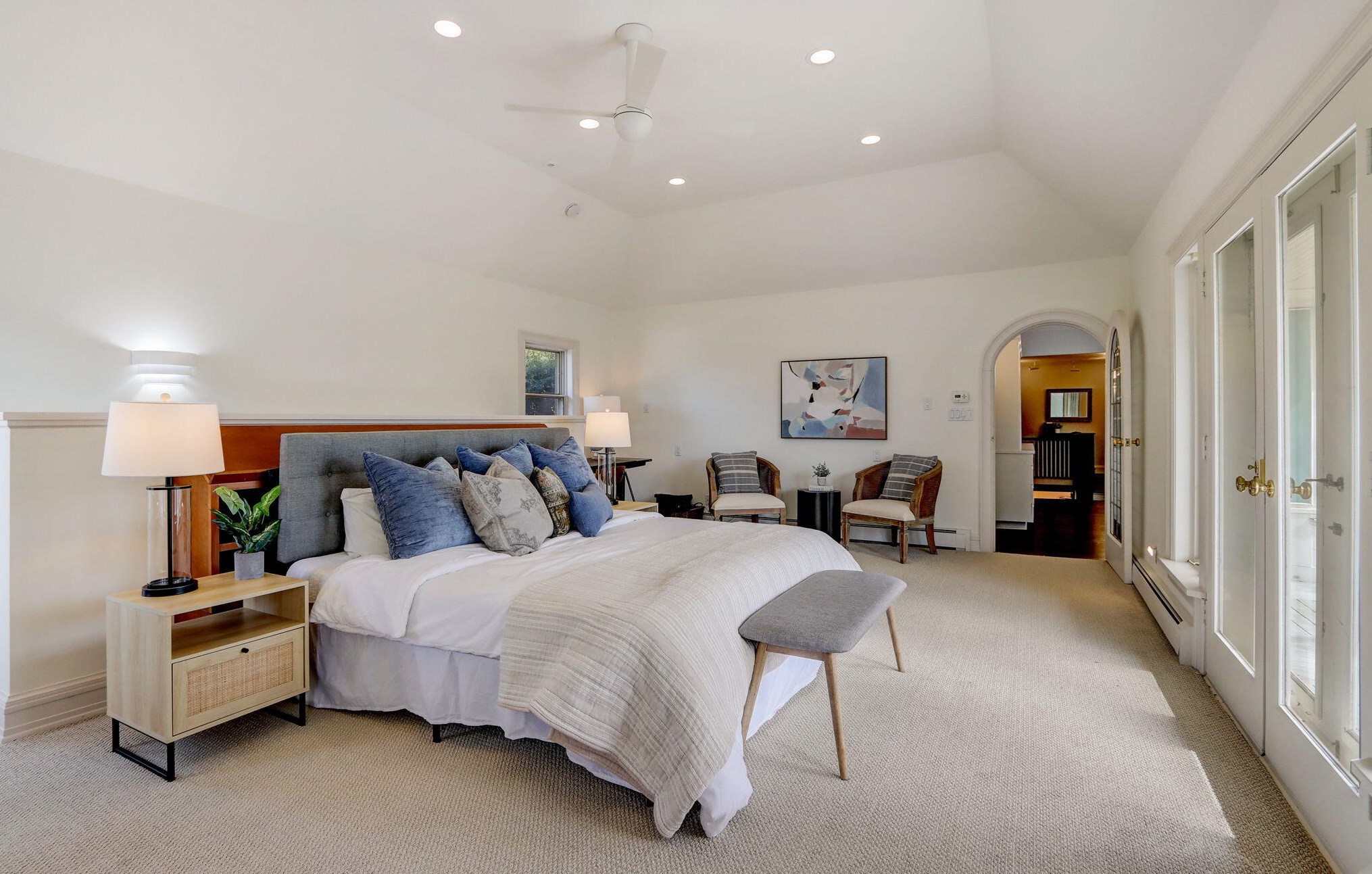 3515 Smt Ave, Milwaukee WI 53211-3441 exterior