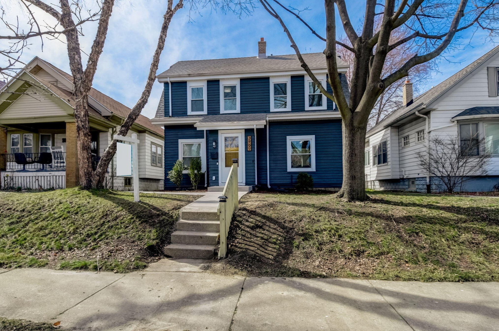3469 Pierce St, Milwaukee WI  53215-1101 exterior