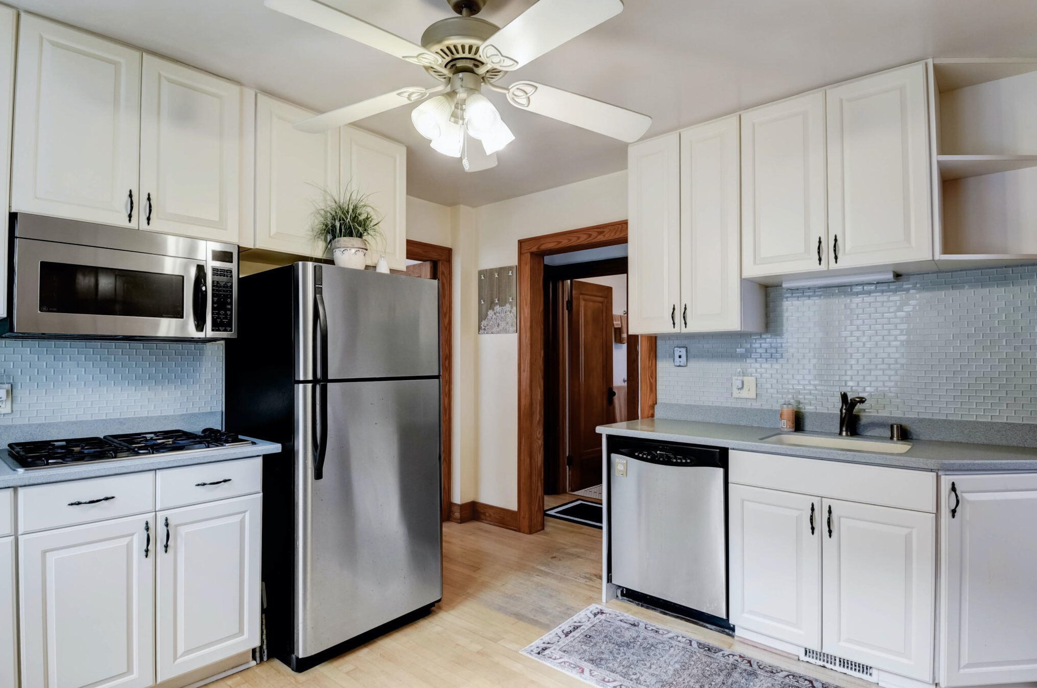 2924 58th St, Milwaukee WI  53219-3130 exterior