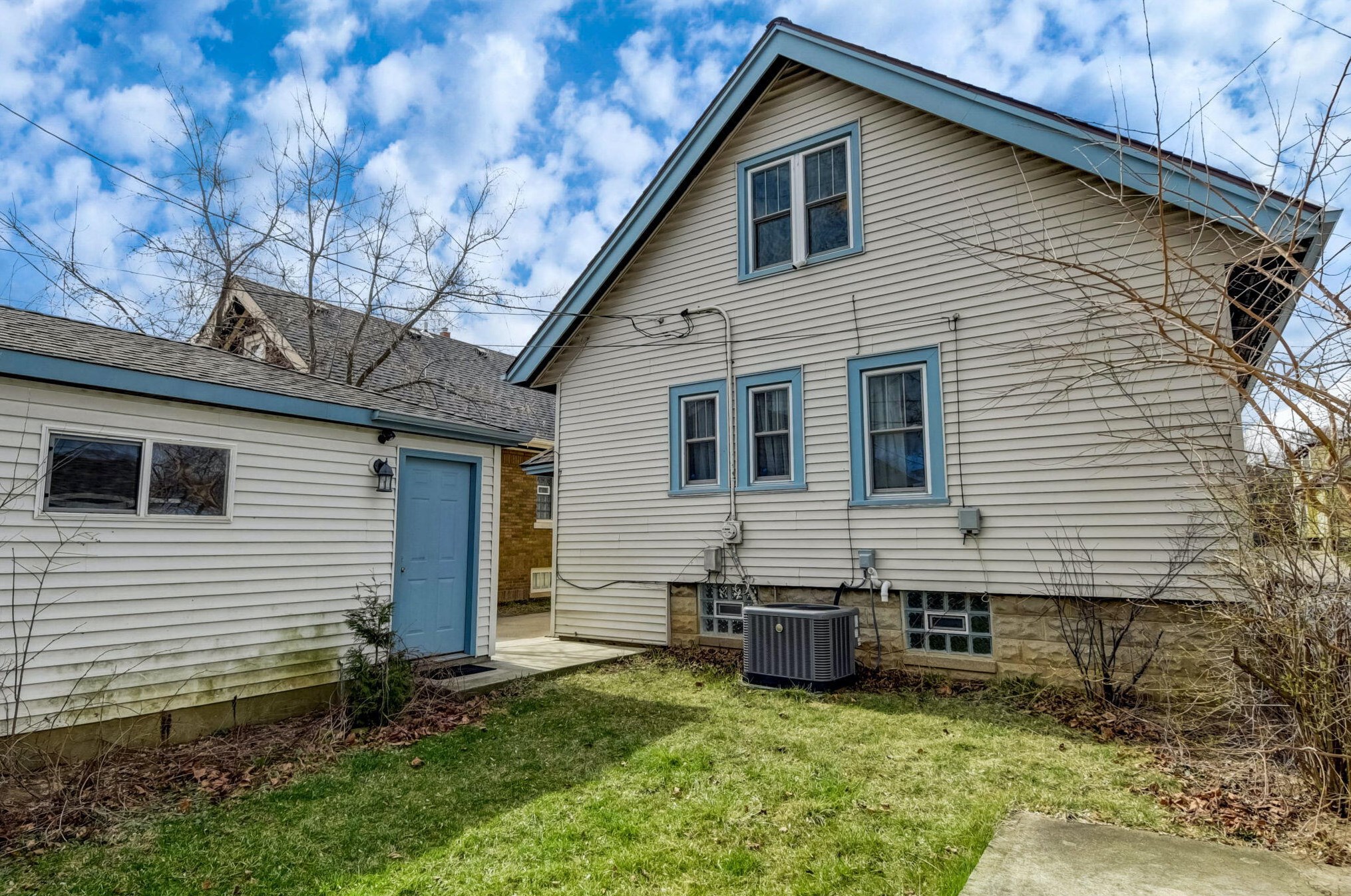 2924 58th St, Milwaukee WI  53219-3130 exterior