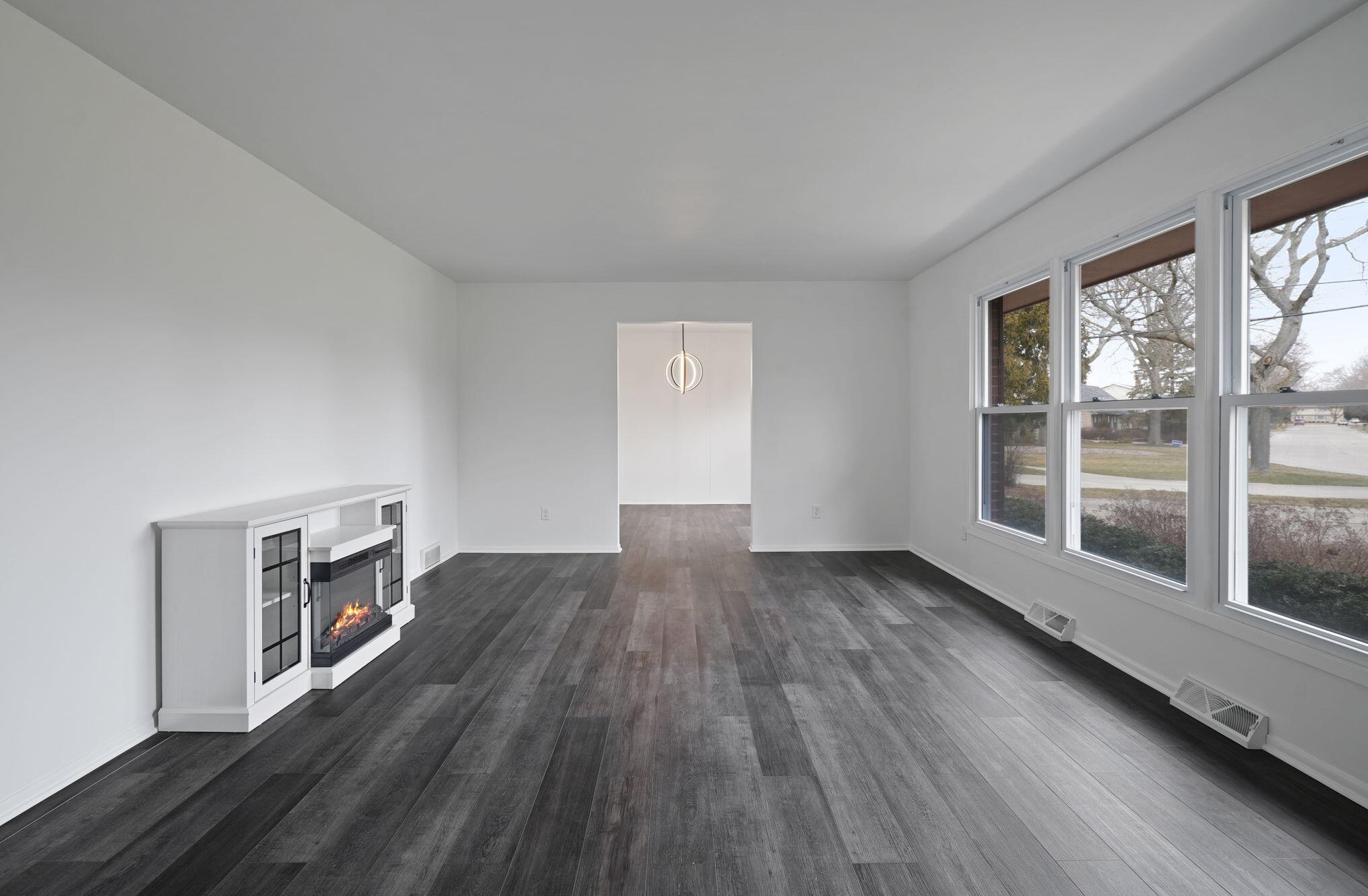 3776 Bay Dr, Racine WI  53402-3628 exterior