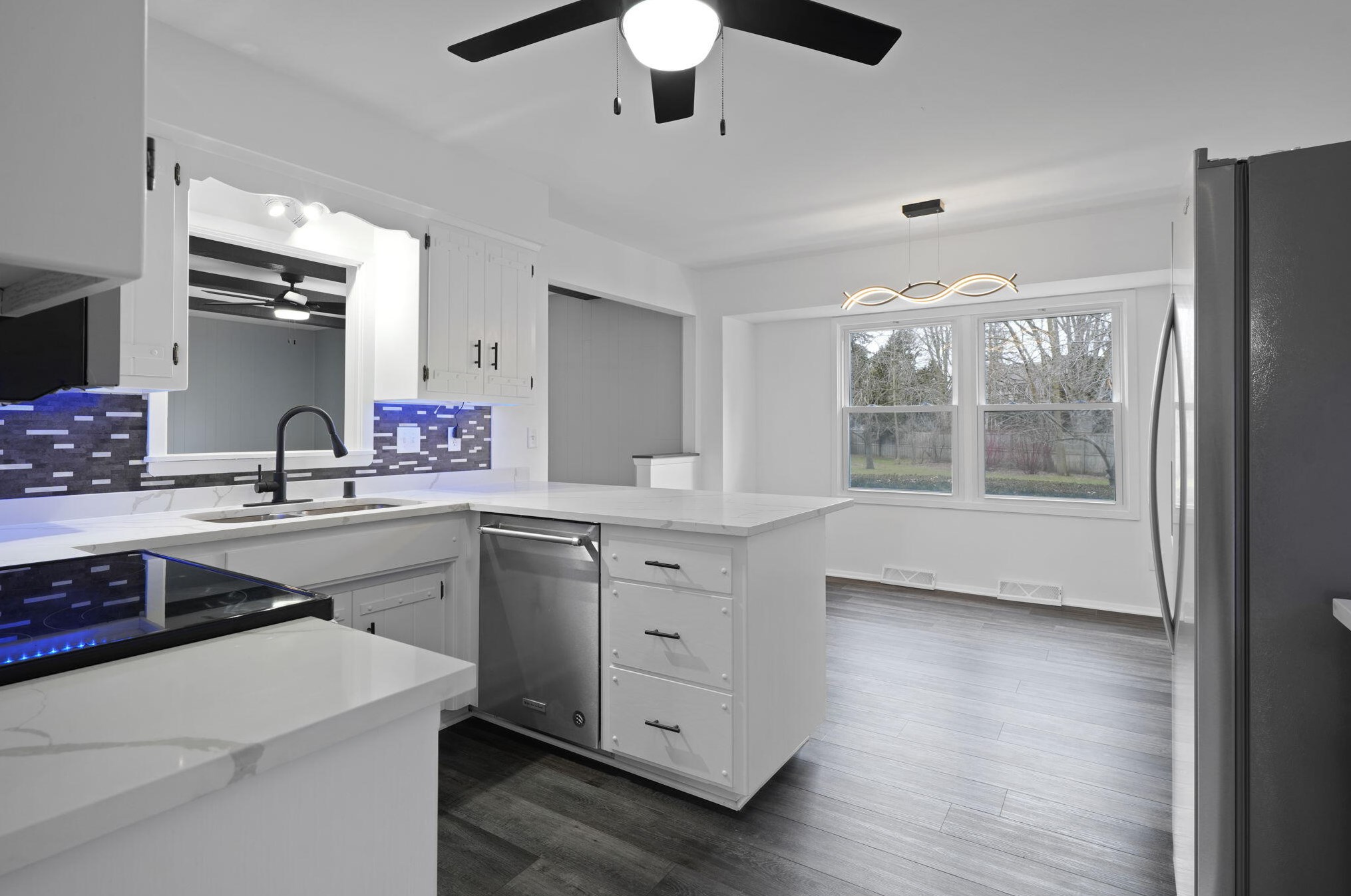 3776 Bay Dr, Racine WI  53402-3628 exterior