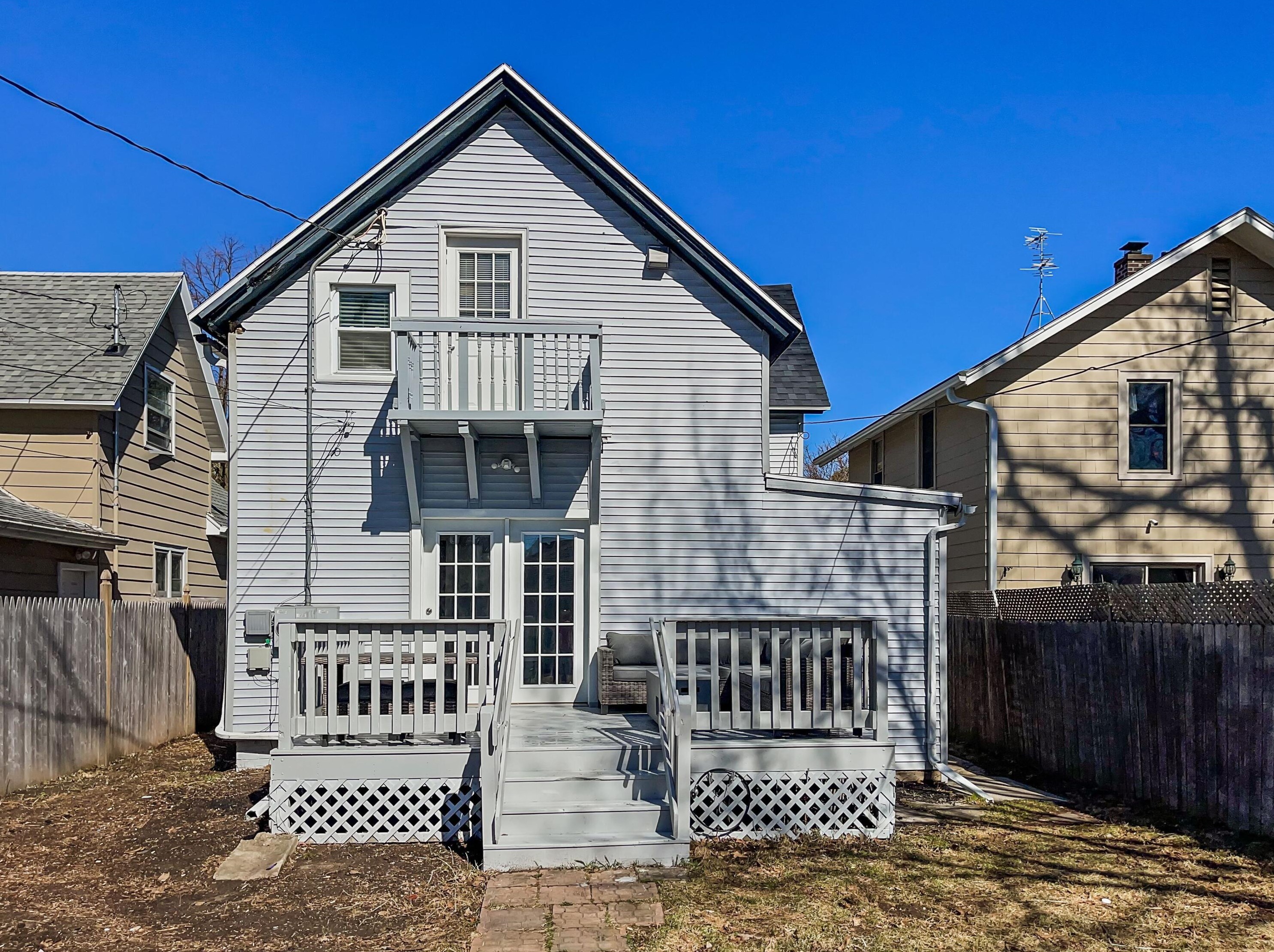 1135 Logan Ave, Sheboygan WI  53083-4856 exterior