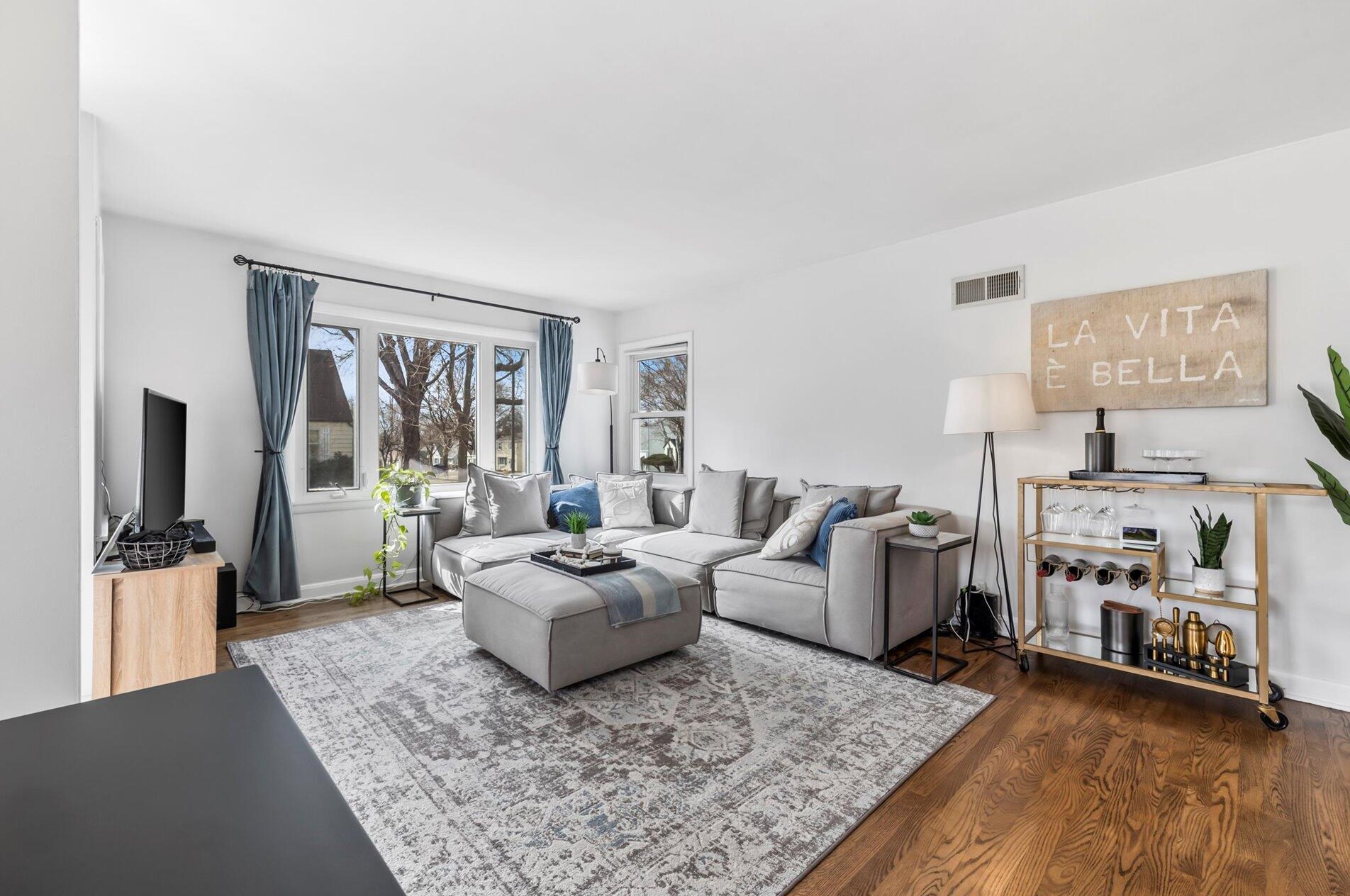 8824 Locust St, Milwaukee WI  53222-4636 exterior