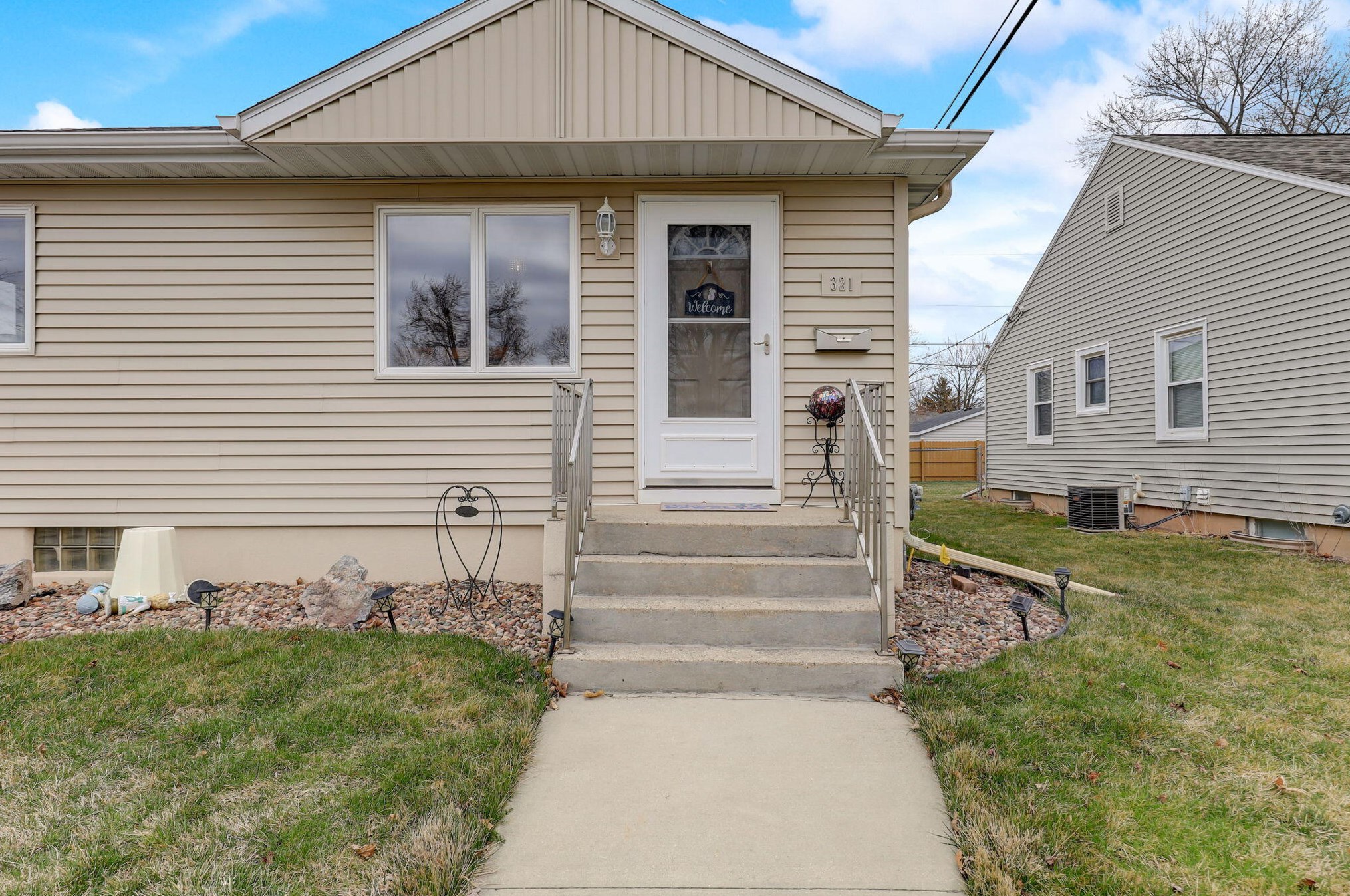 321 11th St, Fond Du Lac WI  54935-5203 exterior