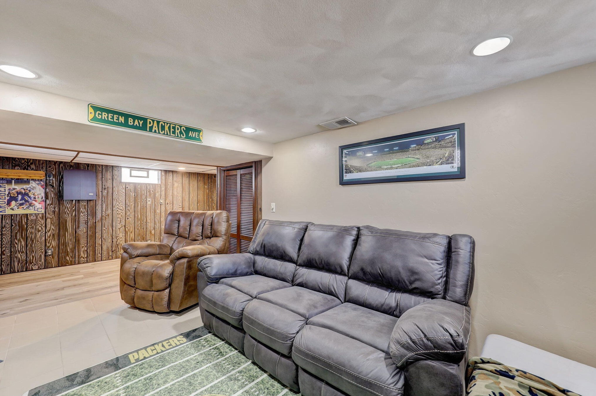 321 11th St, Fond Du Lac WI  54935-5203 exterior