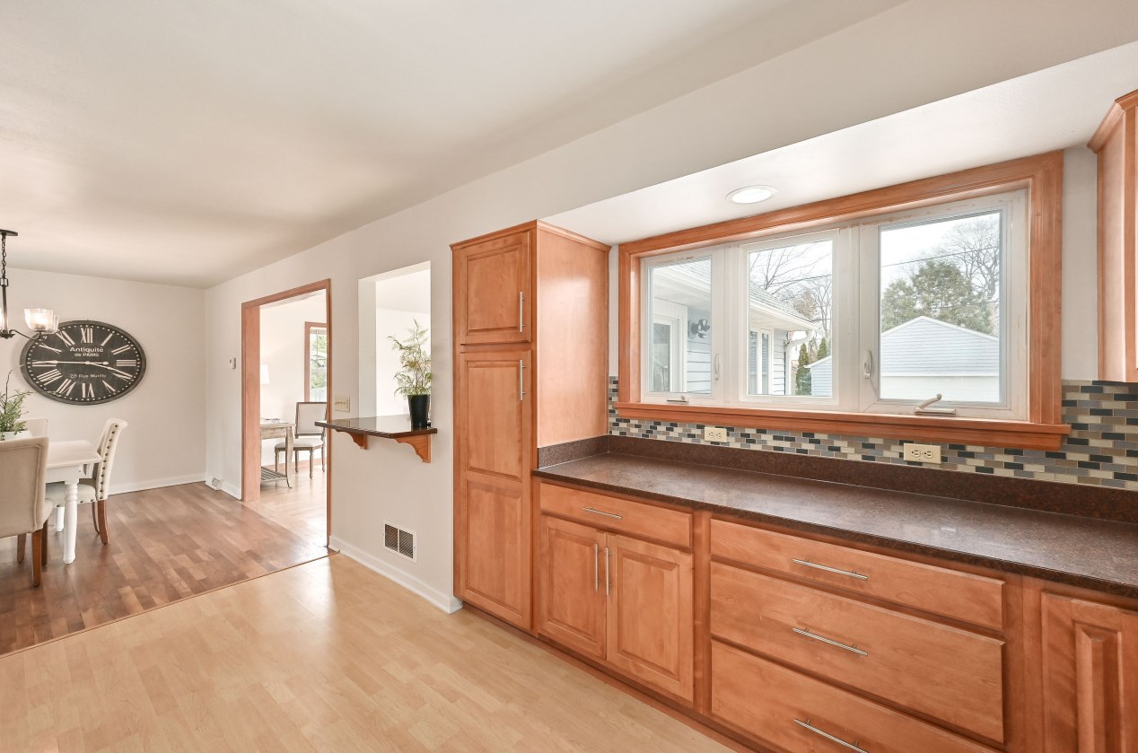 4762 Elkhart Ave, Milwaukee WI 53211-1001 exterior