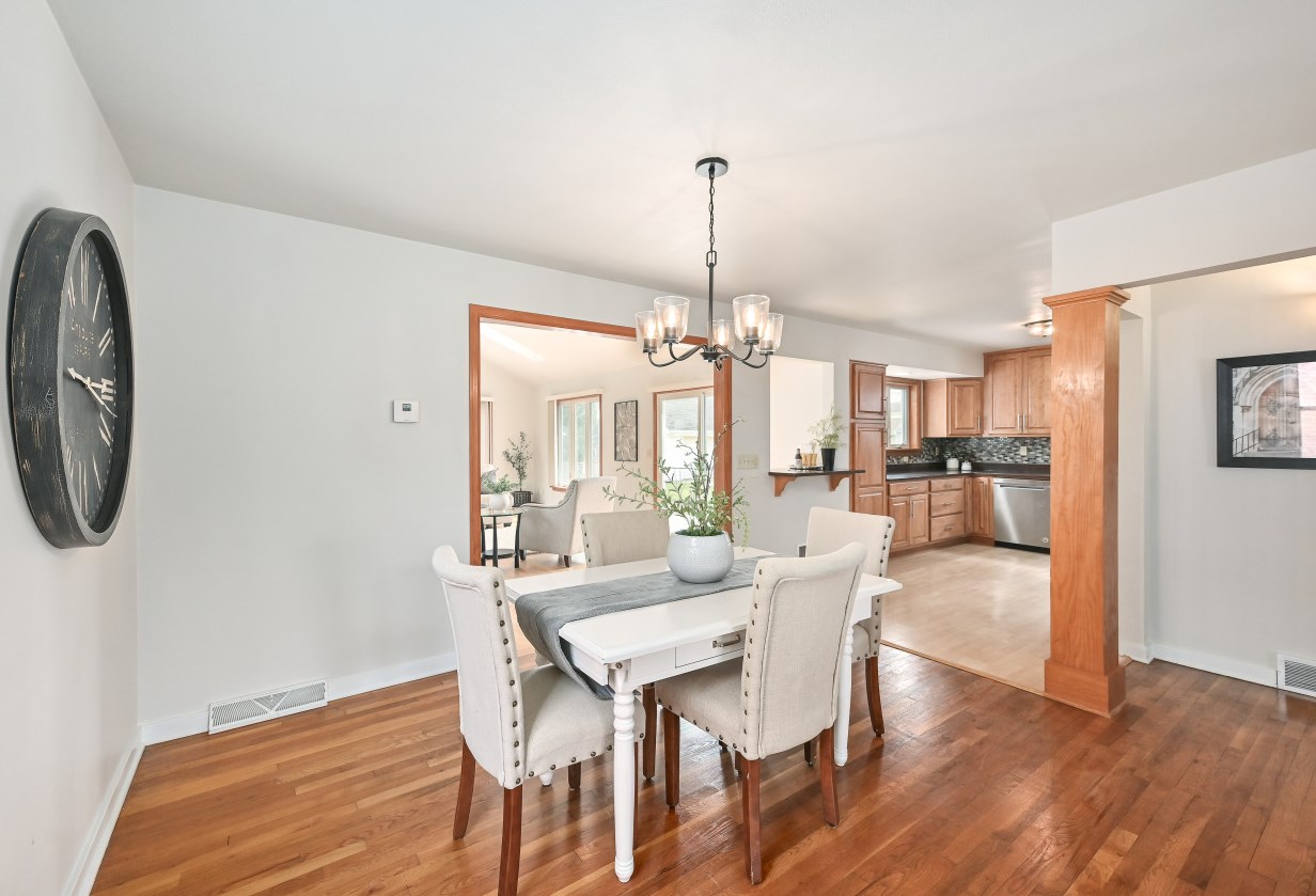 4762 Elkhart Ave, Milwaukee WI 53211-1001 exterior