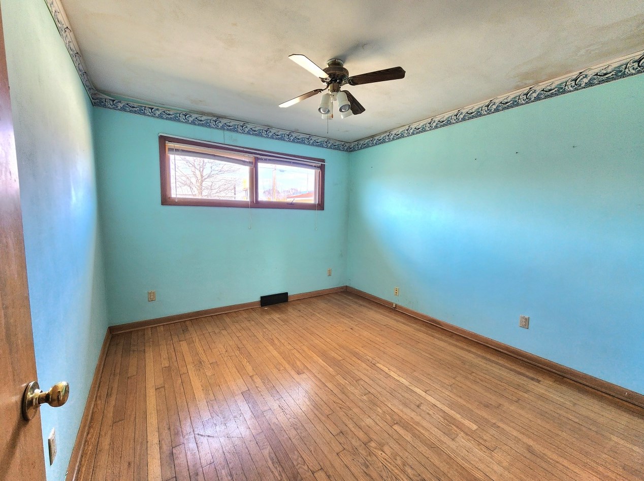 2306 Main Ave, Sheboygan WI  53083-3852 exterior