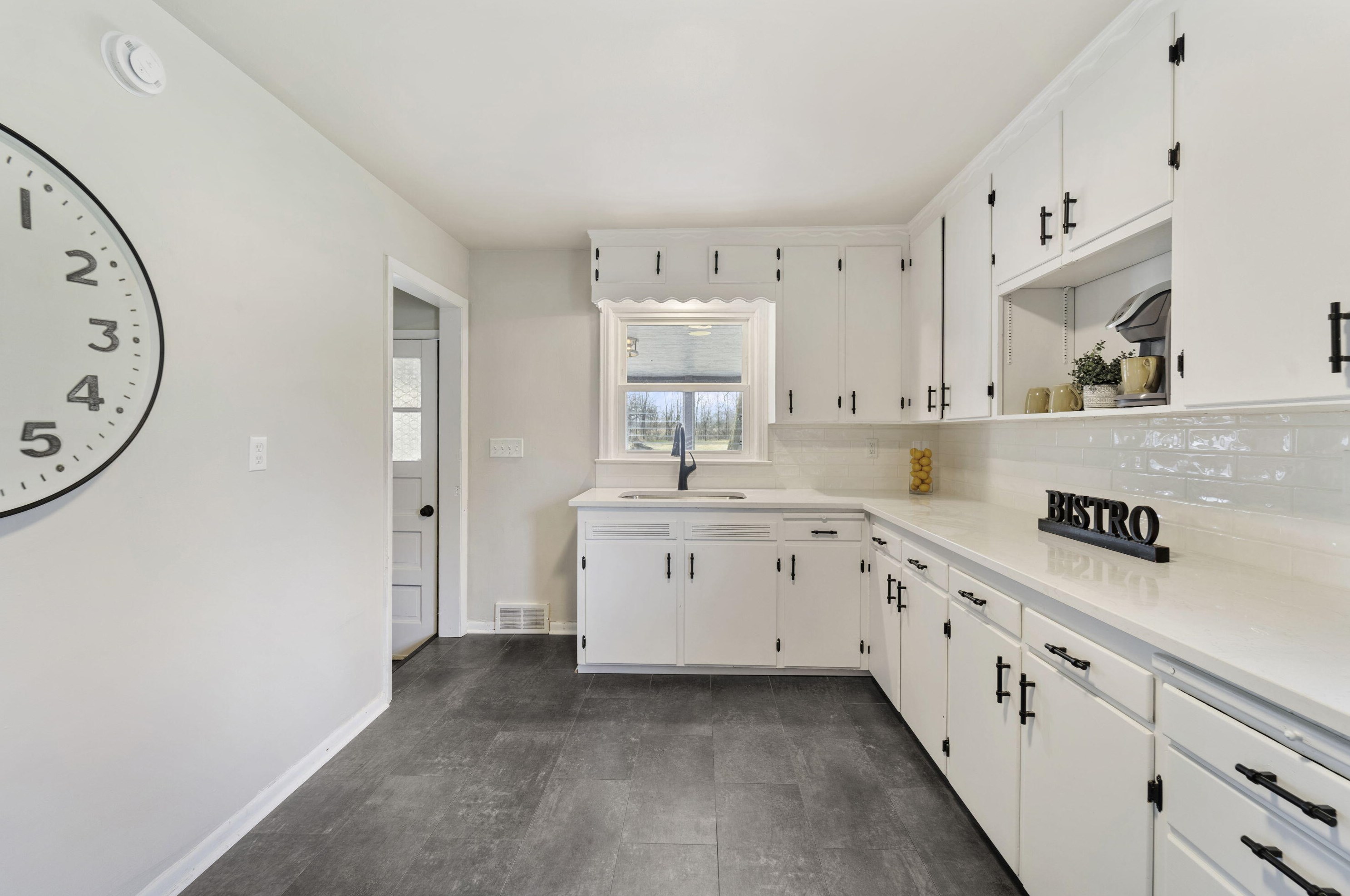 3929 Johnson Ave, Racine WI  53405-1015 exterior